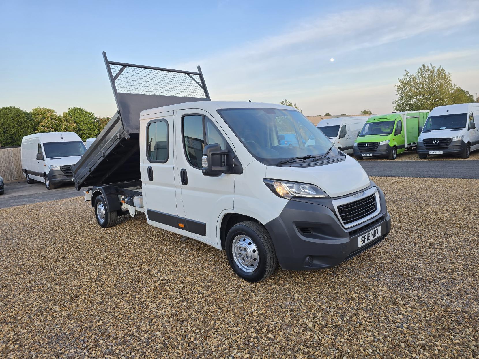 Peugeot Boxer 2.0 BlueHDi 335 Built for Business Tipper Double Cab 4dr Diesel Manual L3 Euro 6 (130 ps)