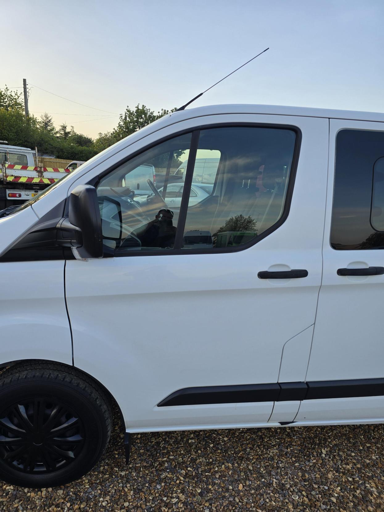 Ford Transit Custom 2.2 TDCi 310 Trend Combi Van 5dr Diesel Manual L1 H1 (190 g/km, 98 bhp)