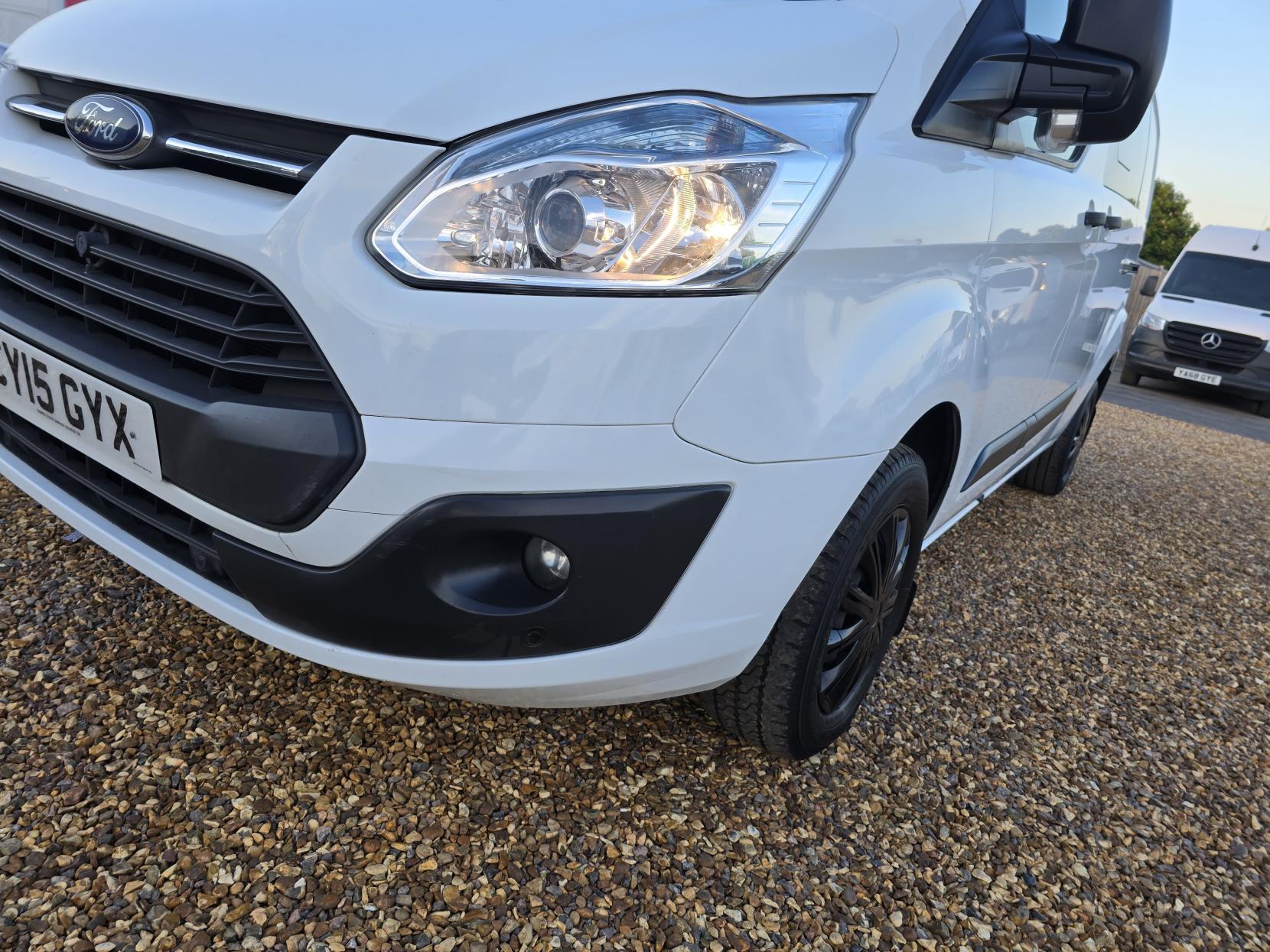 Ford Transit Custom 2.2 TDCi 310 Trend Combi Van 5dr Diesel Manual L1 H1 (190 g/km, 98 bhp)