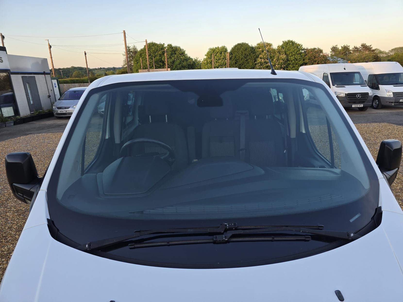 Ford Transit Custom 2.2 TDCi 310 Trend Combi Van 5dr Diesel Manual L1 H1 (190 g/km, 98 bhp)
