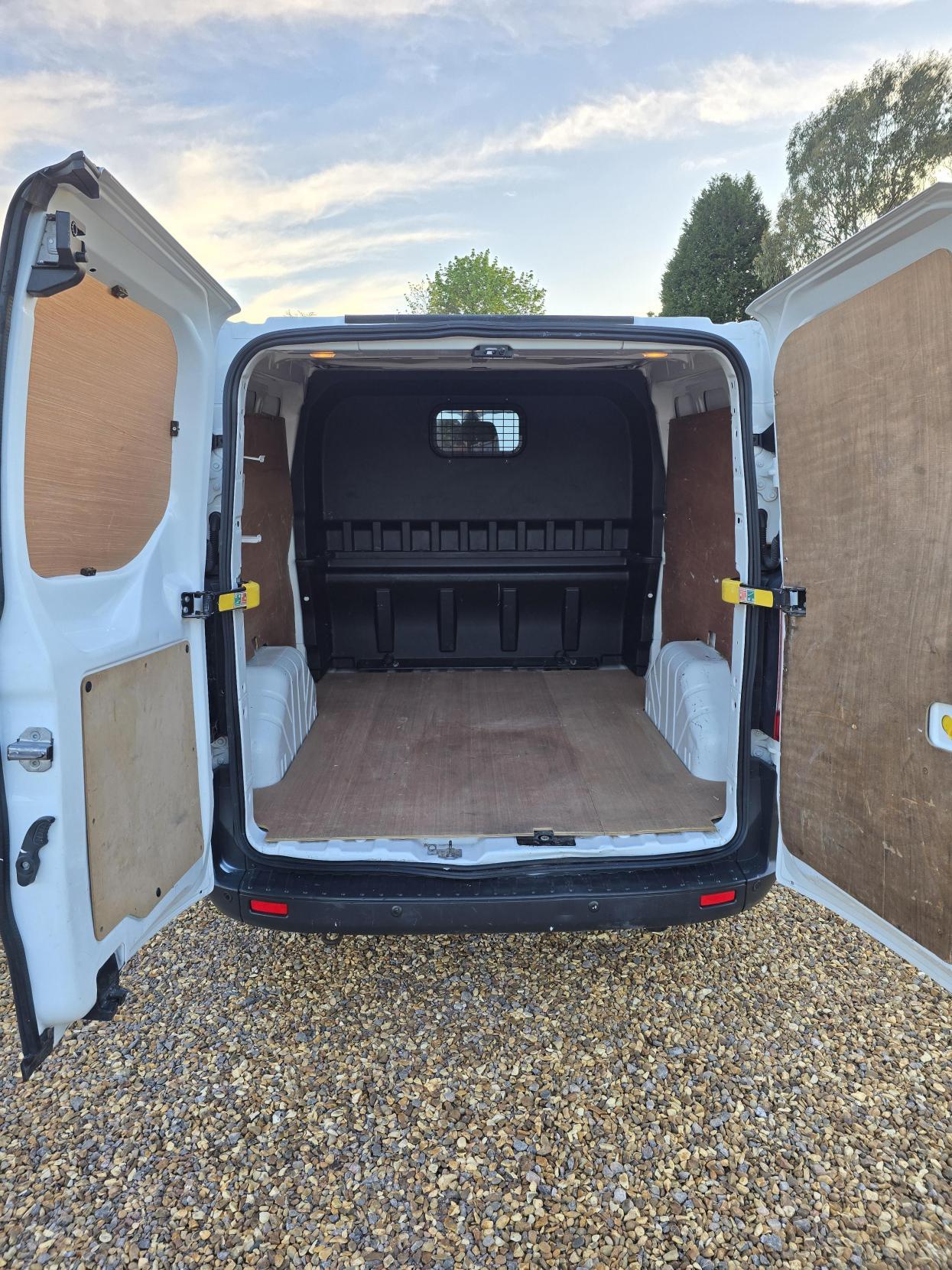 Ford Transit Custom 2.2 TDCi 310 Trend Combi Van 5dr Diesel Manual L1 H1 (190 g/km, 98 bhp)