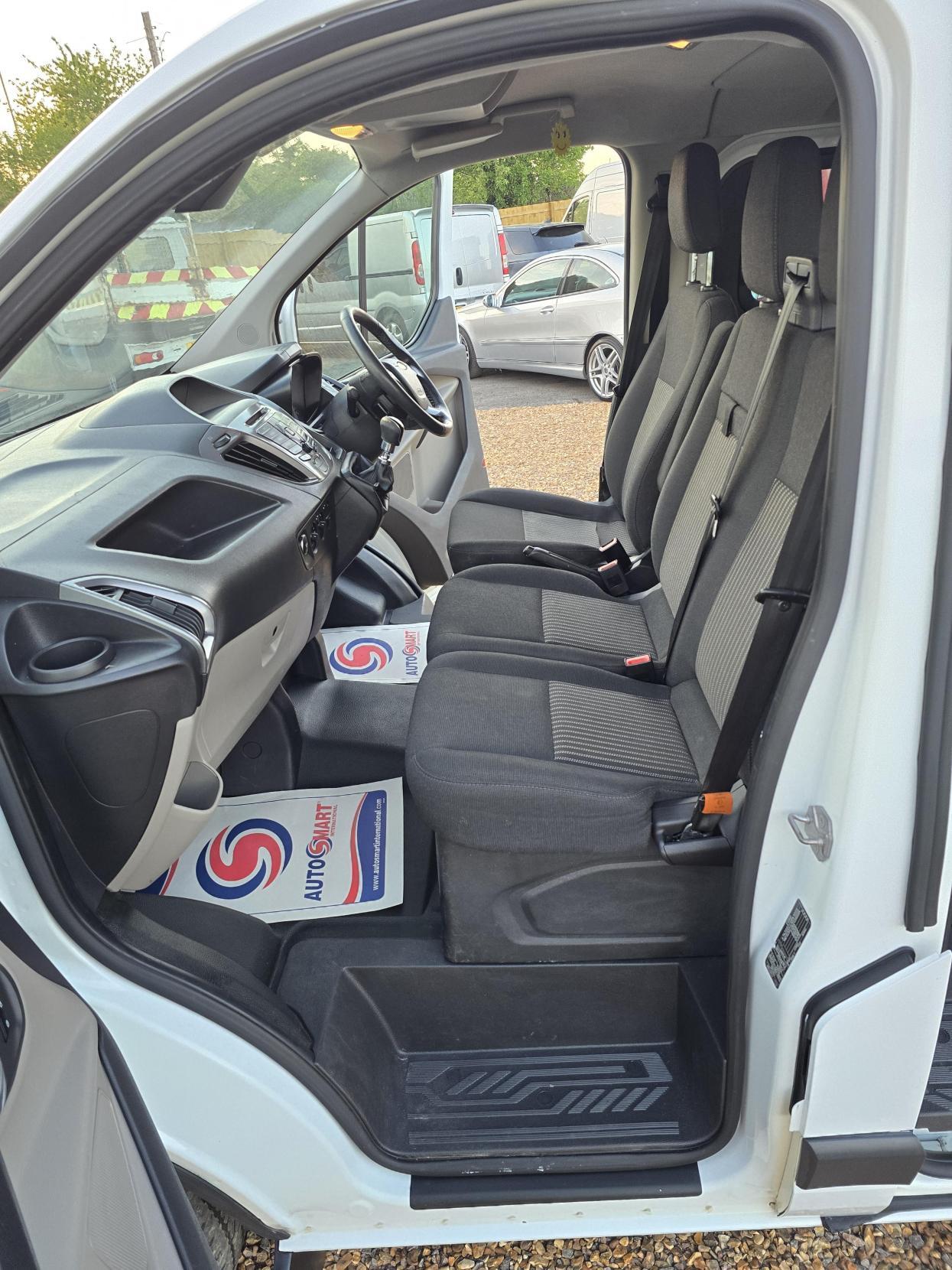 Ford Transit Custom 2.2 TDCi 310 Trend Combi Van 5dr Diesel Manual L1 H1 (190 g/km, 98 bhp)