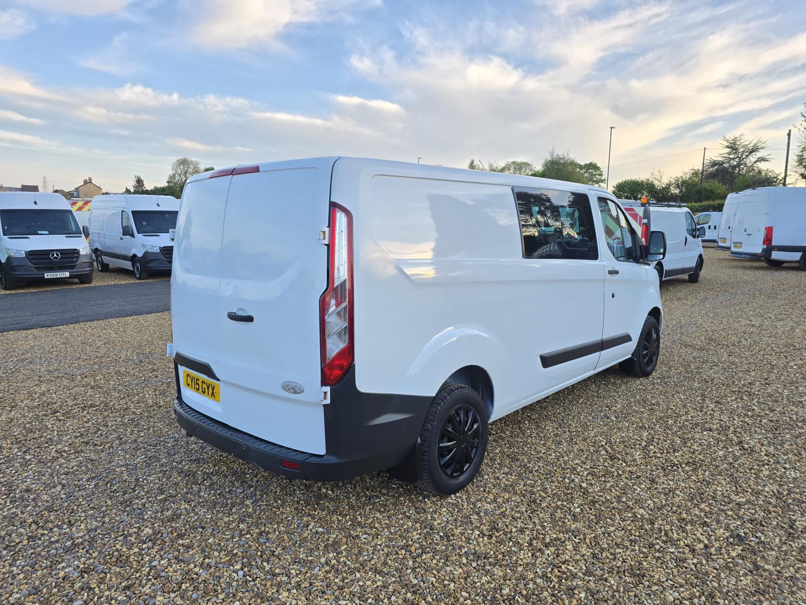 Ford Transit Custom 2.2 TDCi 310 Trend Combi Van 5dr Diesel Manual L1 H1 (190 g/km, 98 bhp)