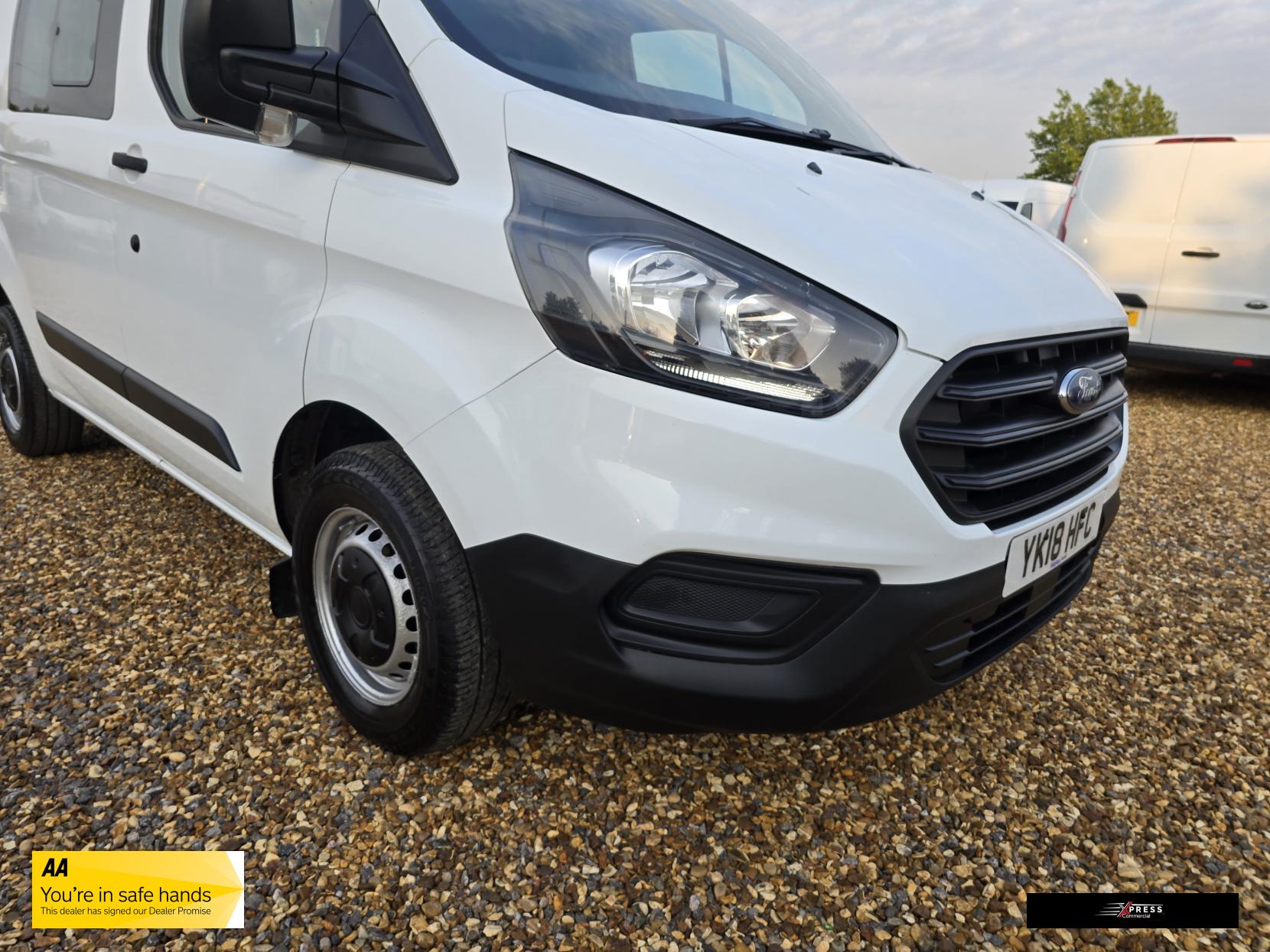 Ford Transit Custom Transit Custom 2.0 280 EcoBlue Crew Van Double Cab 5dr Diesel Manual L1 H1 Euro 6 (5 Seat) (105 ps)