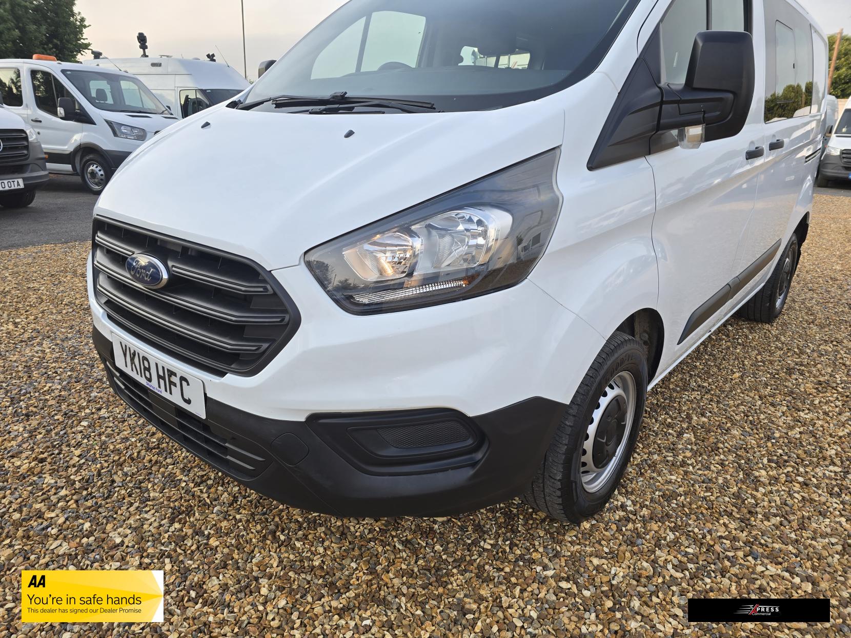 Ford Transit Custom Transit Custom 2.0 280 EcoBlue Crew Van Double Cab 5dr Diesel Manual L1 H1 Euro 6 (5 Seat) (105 ps)