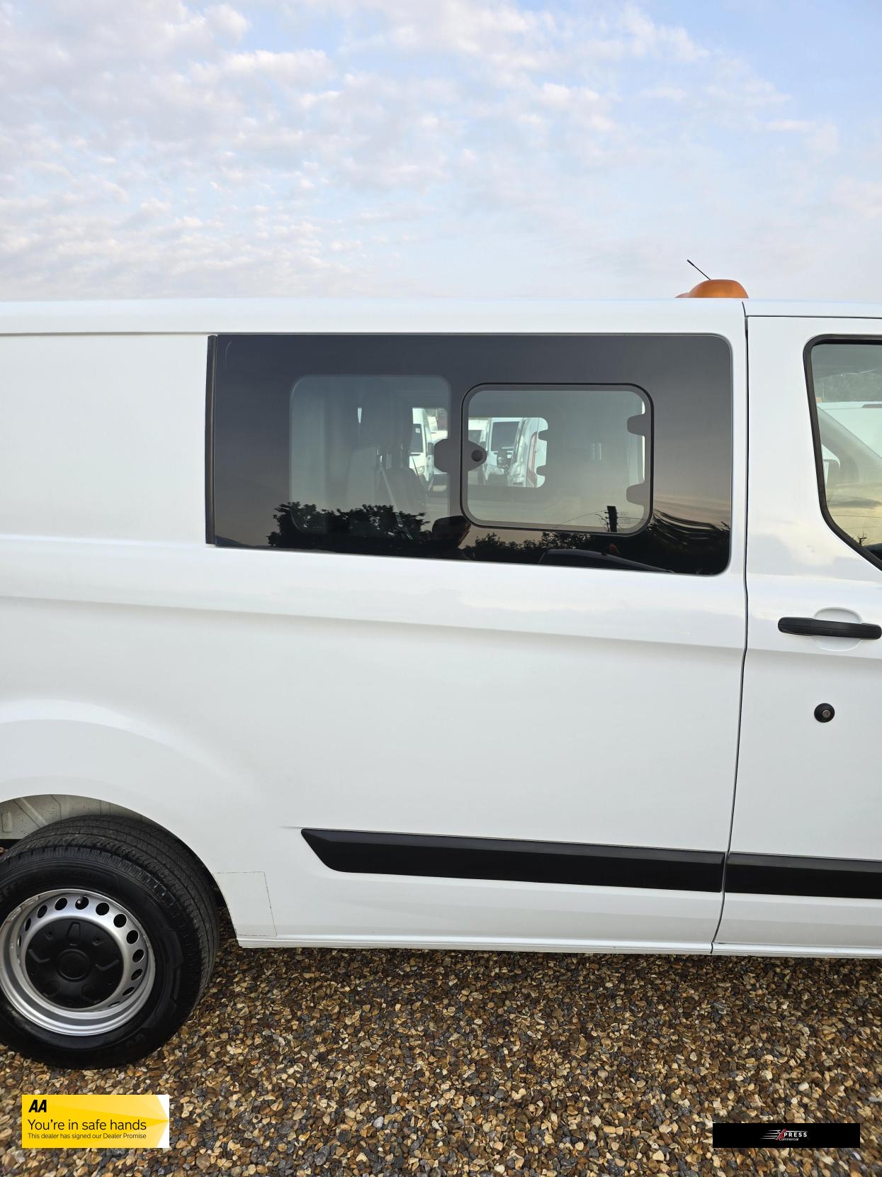 Ford Transit Custom Transit Custom 2.0 280 EcoBlue Crew Van Double Cab 5dr Diesel Manual L1 H1 Euro 6 (5 Seat) (105 ps)