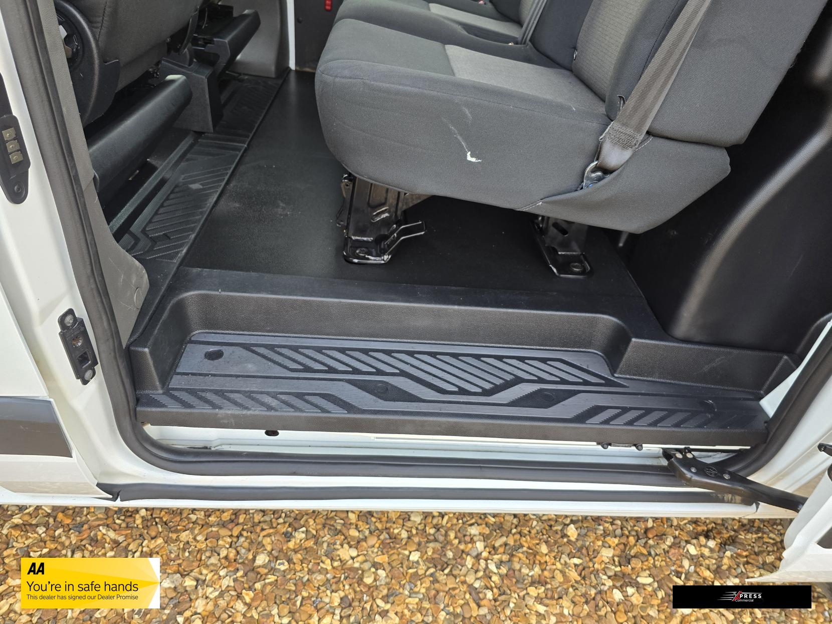 Ford Transit Custom Transit Custom 2.0 280 EcoBlue Crew Van Double Cab 5dr Diesel Manual L1 H1 Euro 6 (5 Seat) (105 ps)