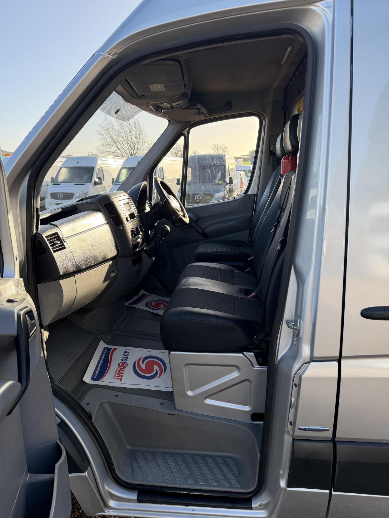 Mercedes-Benz Sprinter 2.1 313 CDi Panel Van 4dr Diesel Manual RWD L1 H3 (222 g/km, 129 bhp)