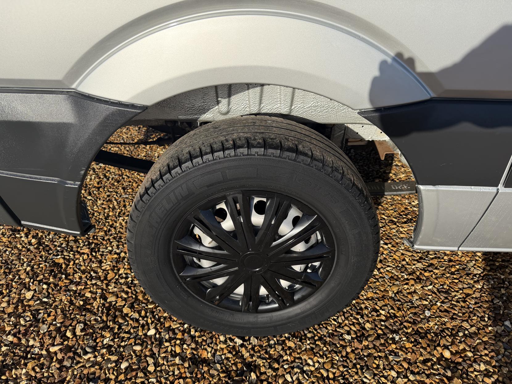 Mercedes-Benz Sprinter 2.1 313 CDi Panel Van 4dr Diesel Manual RWD L1 H3 (222 g/km, 129 bhp)