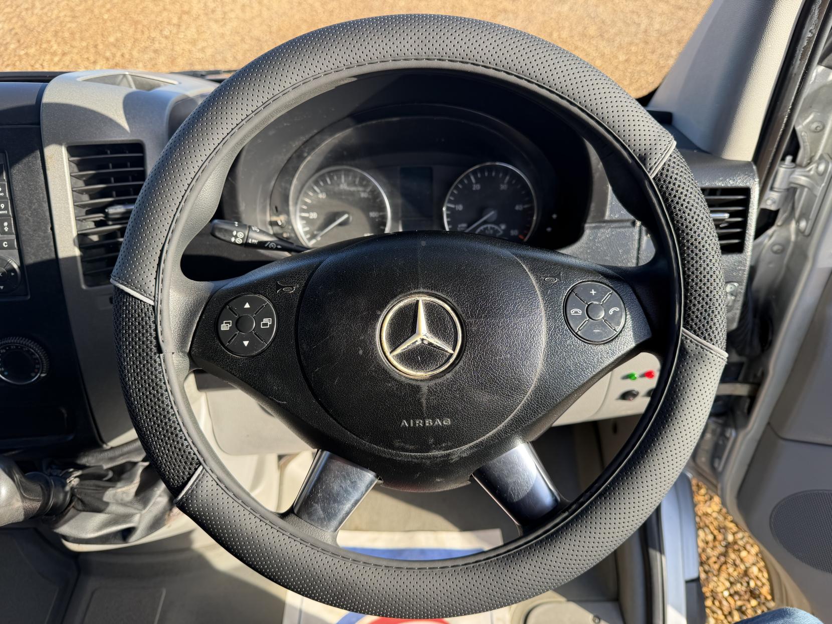 Mercedes-Benz Sprinter 2.1 313 CDi Panel Van 4dr Diesel Manual RWD L1 H3 (222 g/km, 129 bhp)