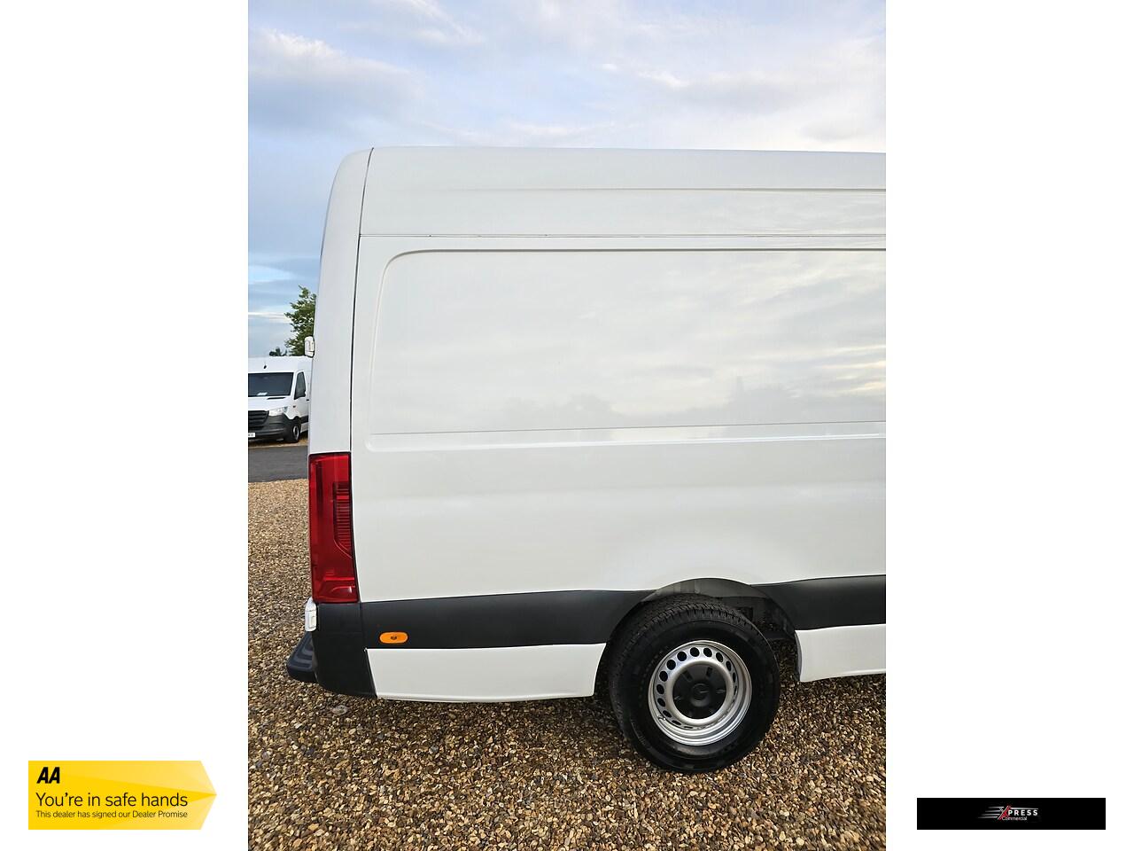 Mercedes-Benz Sprinter 2.1 314 CDI Panel Van 5dr Diesel Manual RWD L3 H2 Euro 6 (143 ps)