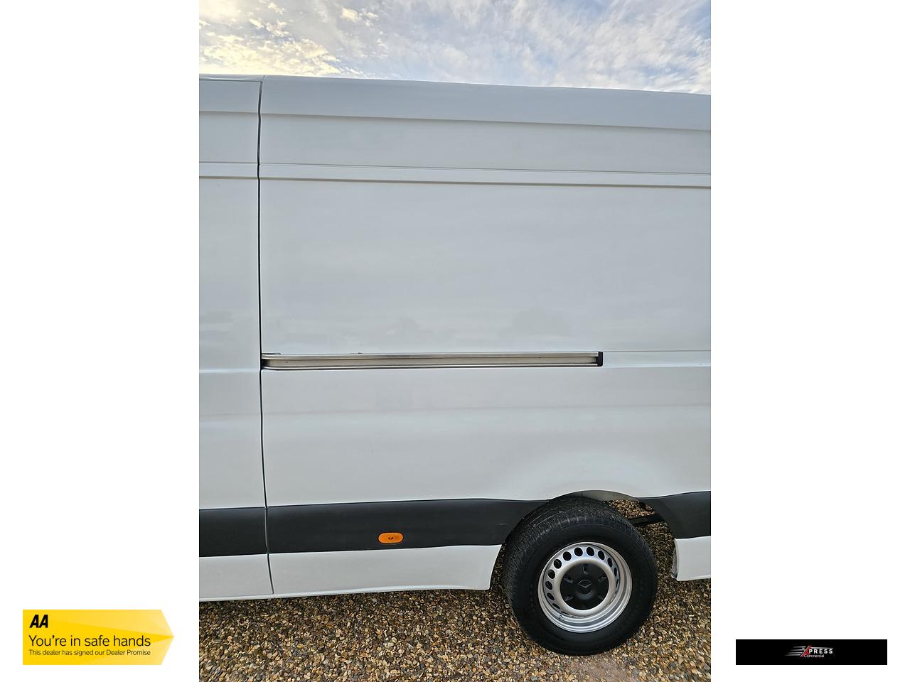 Mercedes-Benz Sprinter 2.1 314 CDI Panel Van 5dr Diesel Manual RWD L3 H2 Euro 6 (143 ps)