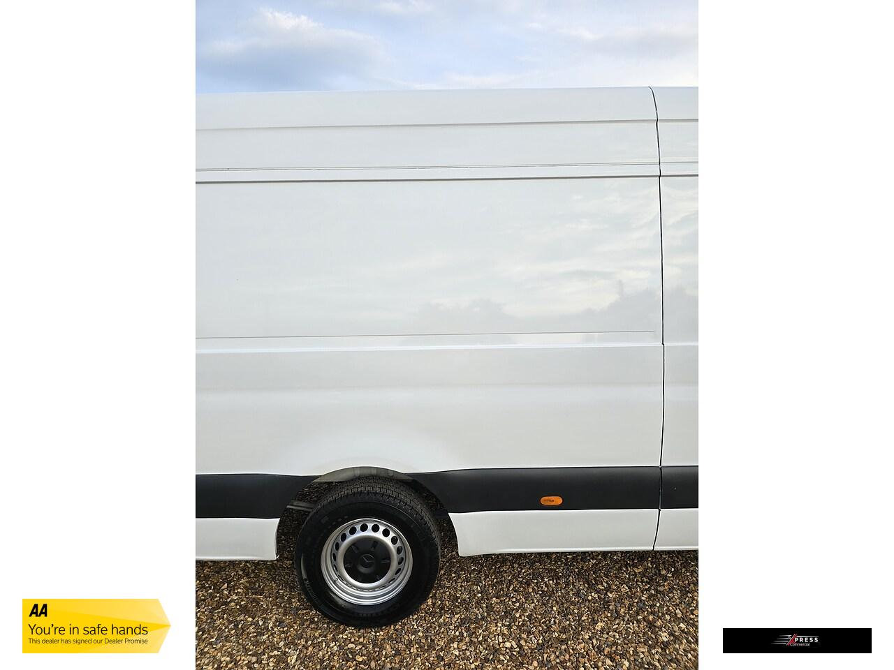 Mercedes-Benz Sprinter 2.1 314 CDI Panel Van 5dr Diesel Manual RWD L3 H2 Euro 6 (143 ps)