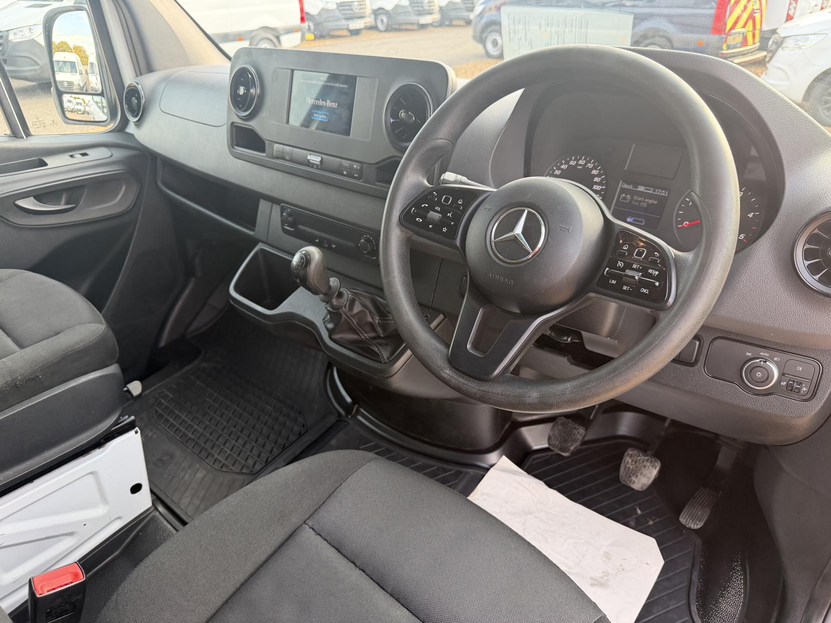 2020 Mercedes-Benz Sprinter 2.1 311 CDI Panel Van 5dr Diesel Manual RWD L3 H2 Euro 6 (114 ps) - Thumbnail 2
