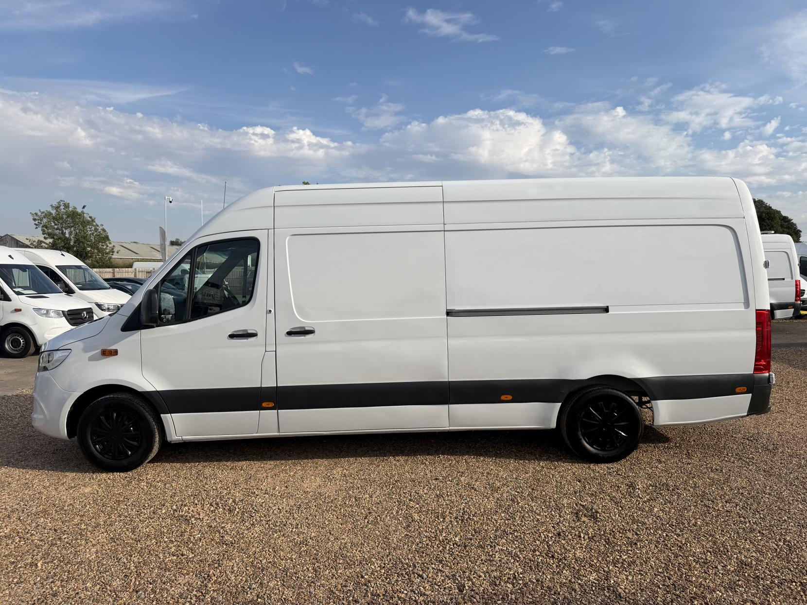 2020 Mercedes-Benz Sprinter 2.1 311 CDI Panel Van 5dr Diesel Manual RWD L3 H2 Euro 6 (114 ps) - Thumbnail 8