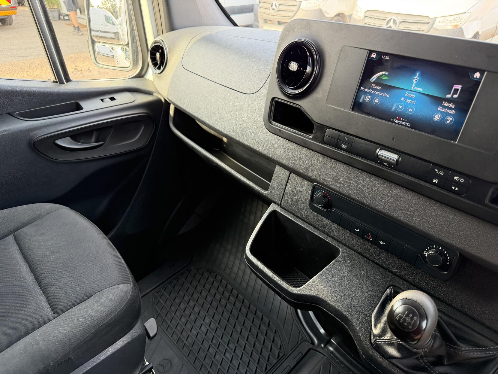 2020 Mercedes-Benz Sprinter 2.1 311 CDI Panel Van 5dr Diesel Manual RWD L3 H2 Euro 6 (114 ps) - Thumbnail 28