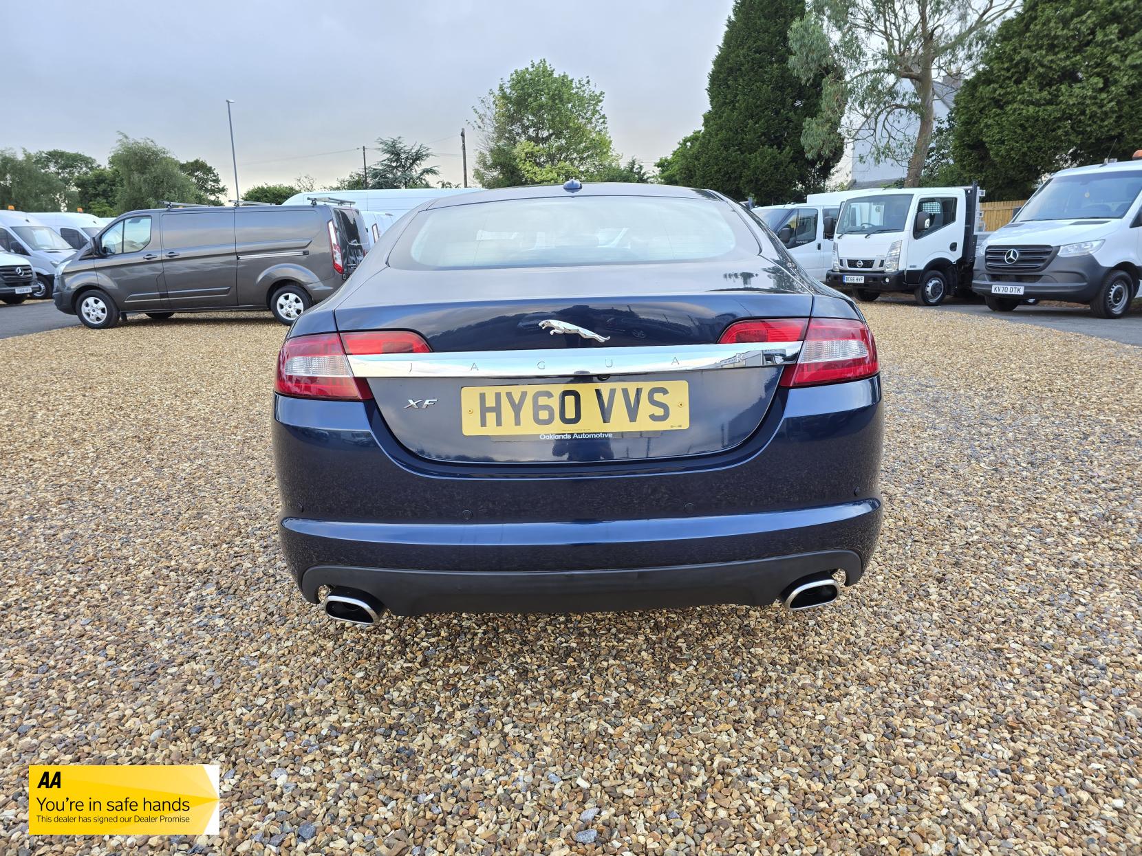 Jaguar XF 3.0d V6 Luxury Saloon 4dr Diesel Auto Euro 5 (240 ps)