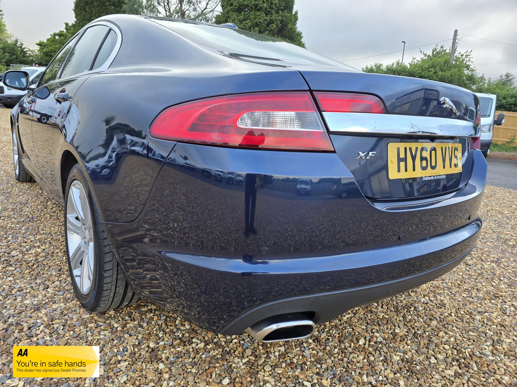 Jaguar XF 3.0d V6 Luxury Saloon 4dr Diesel Auto Euro 5 (240 ps)