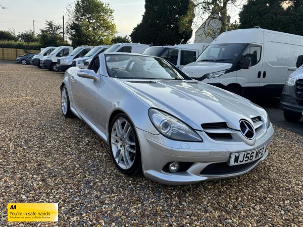 Mercedes-Benz SLK 3.0 SLK280 Convertible 2dr Petrol 7G-Tronic (222 g/km, 231 bhp)