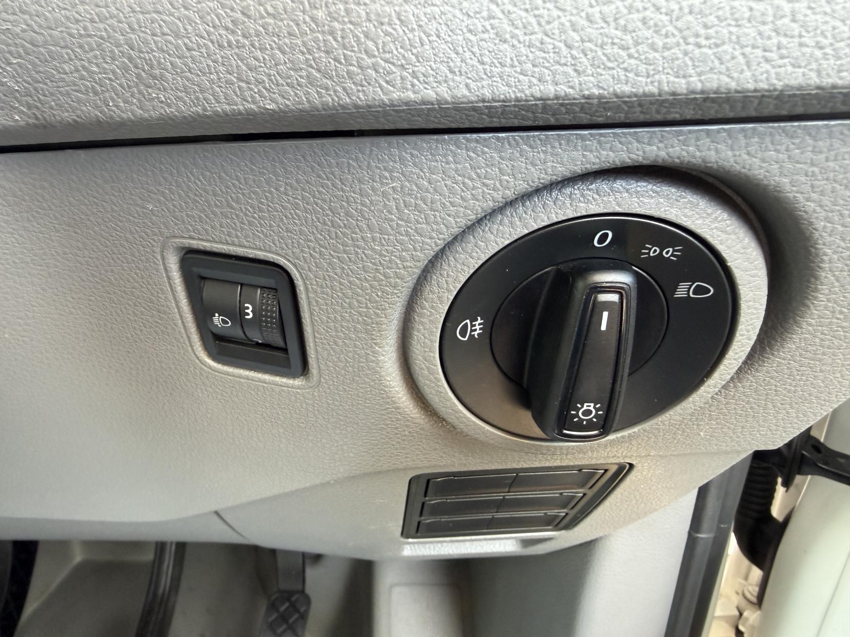 Volkswagen Crafter 2.0 TDI CR35 Startline Panel Van 5dr Diesel Manual FWD LWB High Roof Euro 6 (s/s) (140 ps)