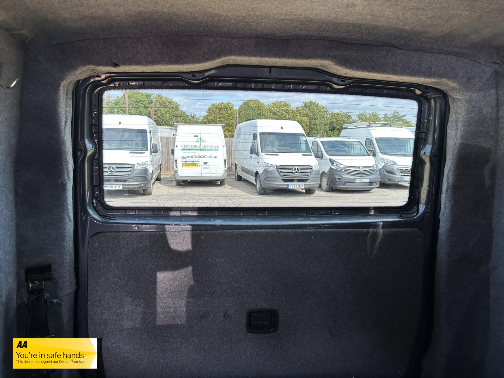 Mercedes-Benz Vito 2.1 116 CDI Sport Panel Van 5dr Diesel Manual L3 (184 g/km, 163 bhp)