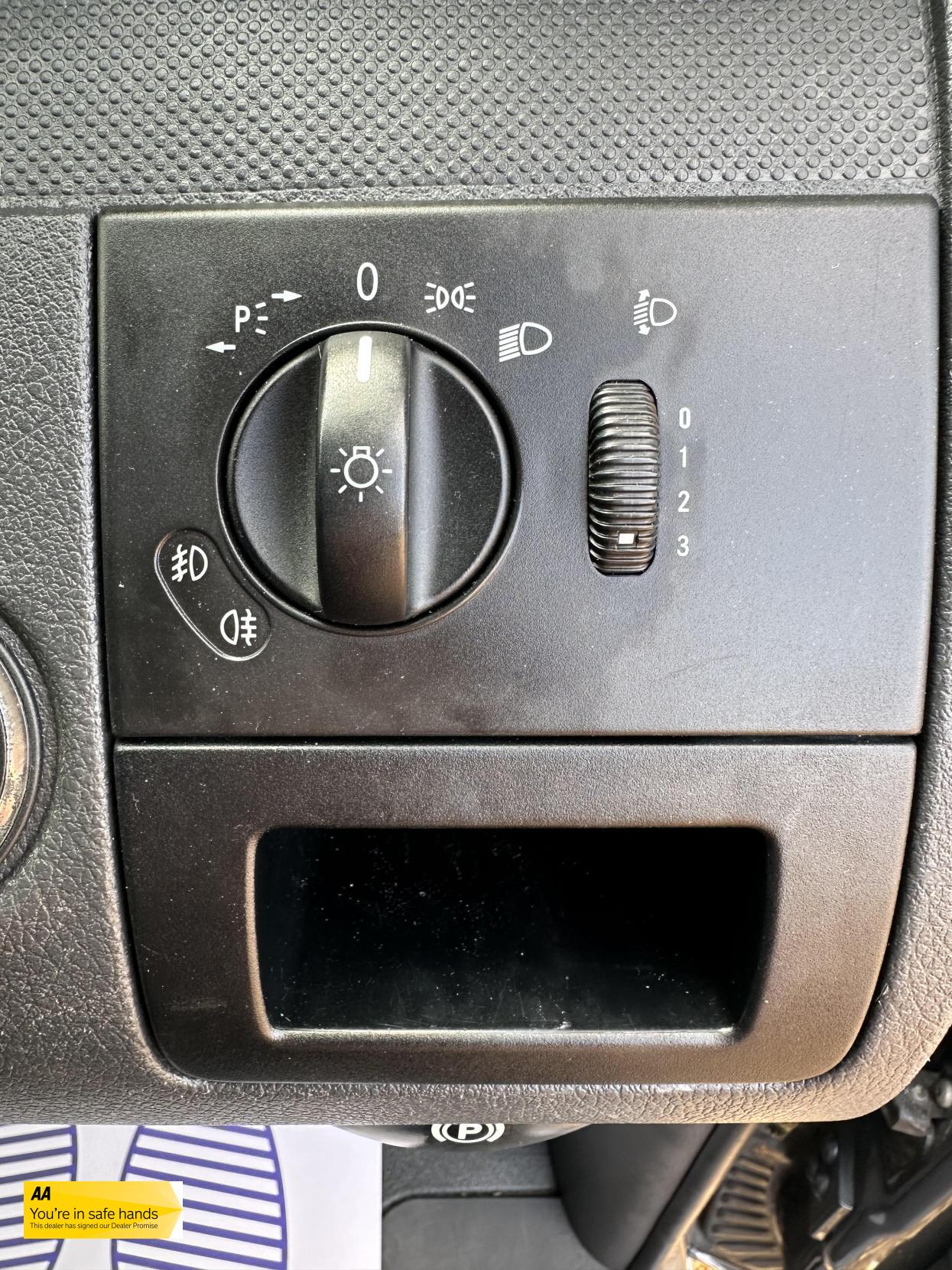 Mercedes-Benz Vito 2.1 116 CDI Sport Panel Van 5dr Diesel Manual L3 (184 g/km, 163 bhp)