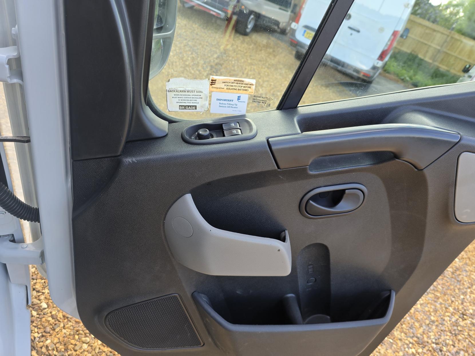 Vauxhall Movano 2.3 CDTi 3500 Panel Van 5dr Diesel Manual FWD L2 H2 Euro 6 (130 ps)