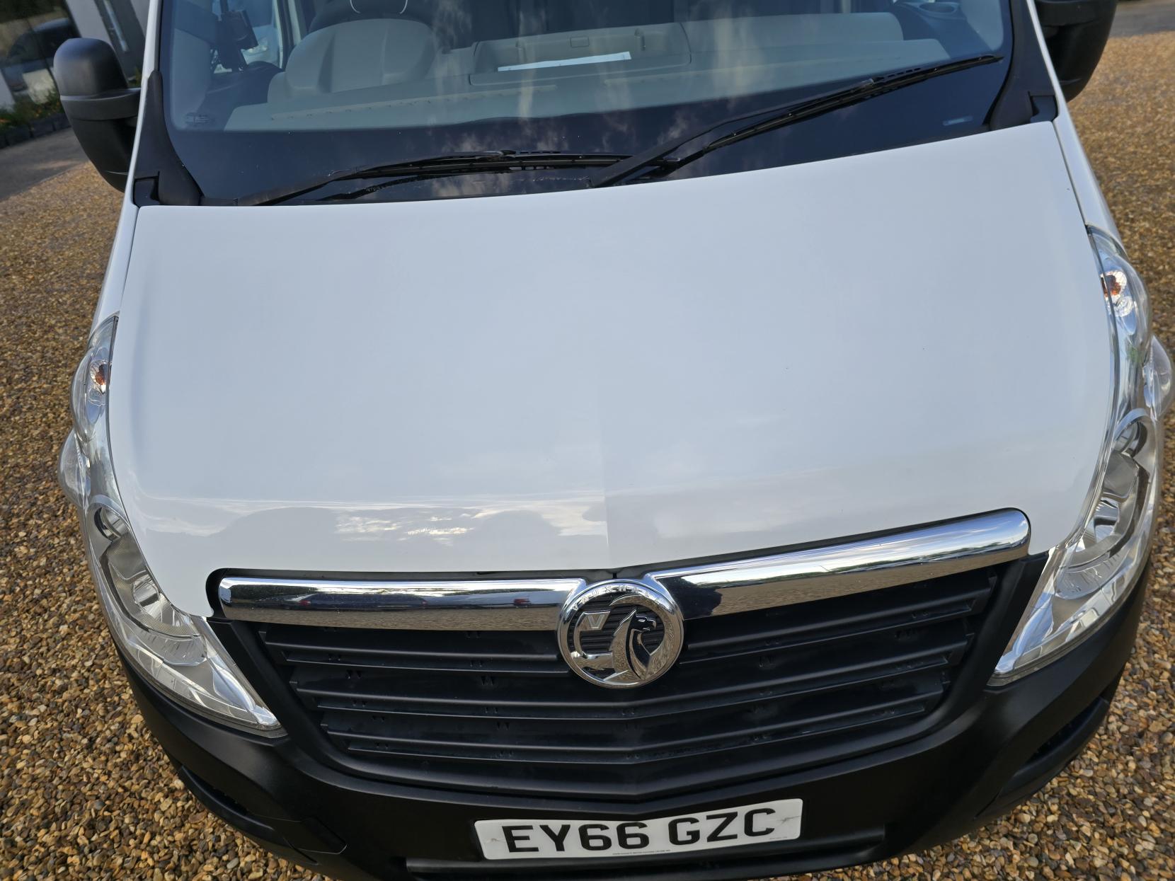 Vauxhall Movano 2.3 CDTi 3500 Panel Van 5dr Diesel Manual FWD L2 H2 Euro 6 (130 ps)