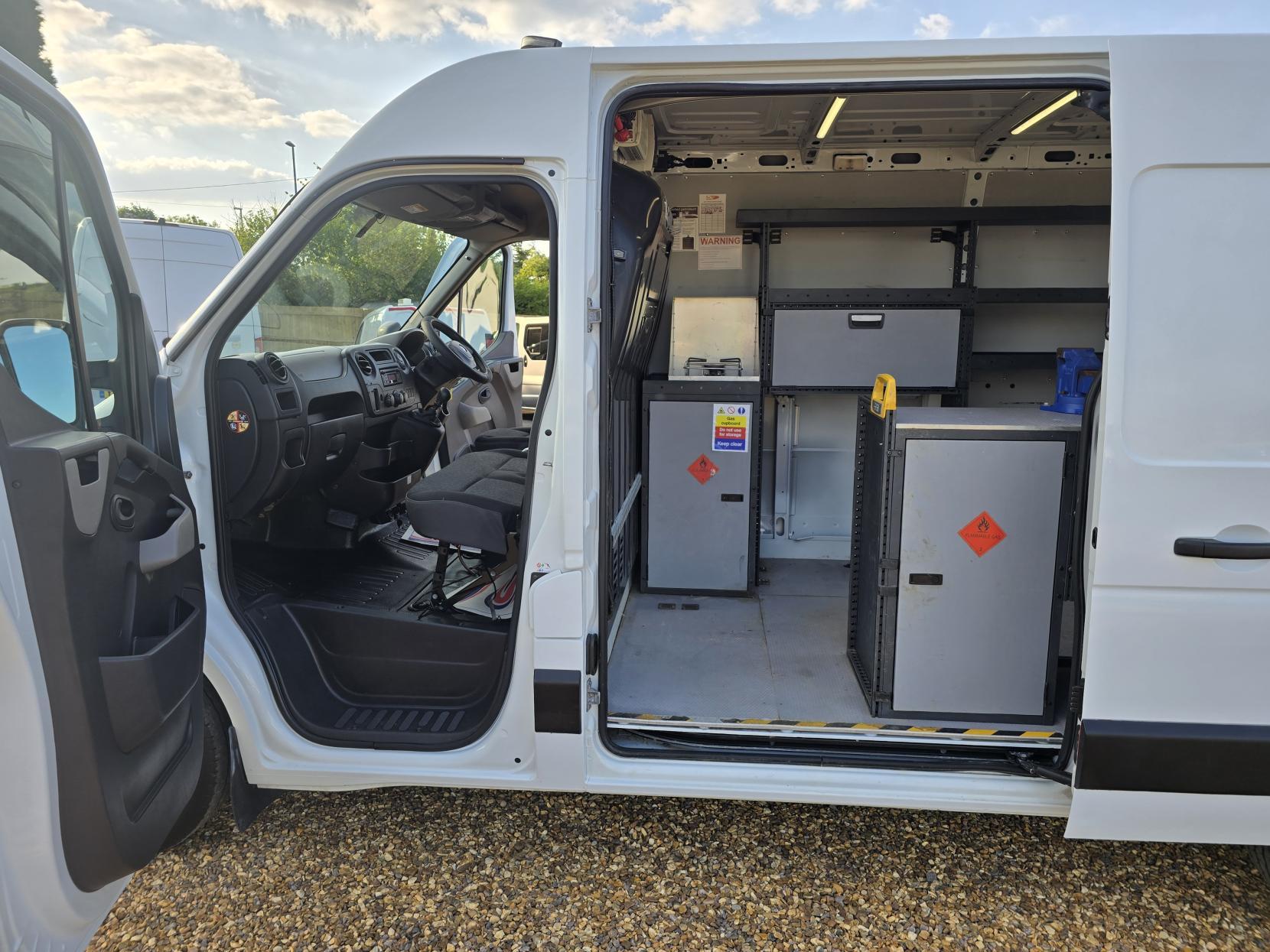Vauxhall Movano 2.3 CDTi 3500 Panel Van 5dr Diesel Manual FWD L2 H2 Euro 6 (130 ps)