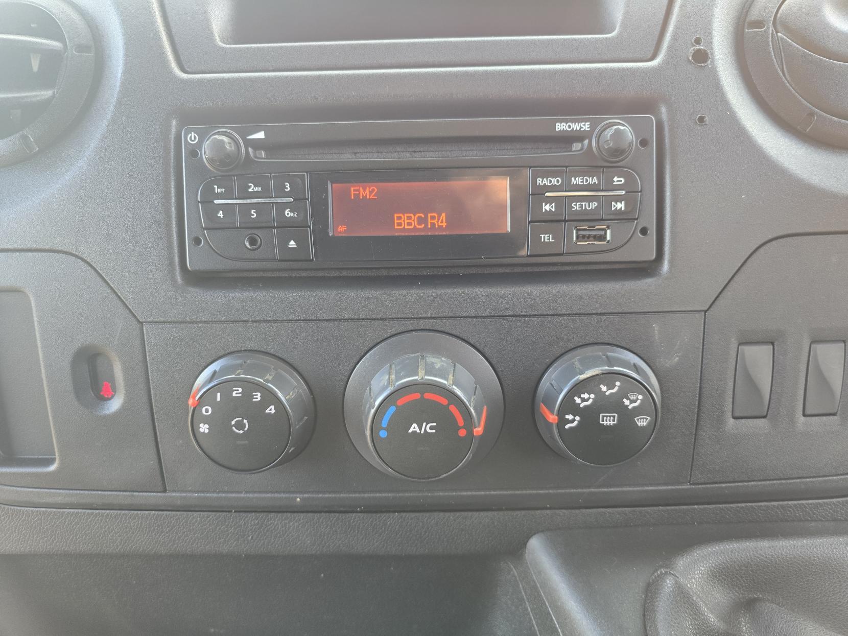 Vauxhall Movano 2.3 CDTi 3500 Panel Van 5dr Diesel Manual FWD L2 H2 Euro 6 (130 ps)