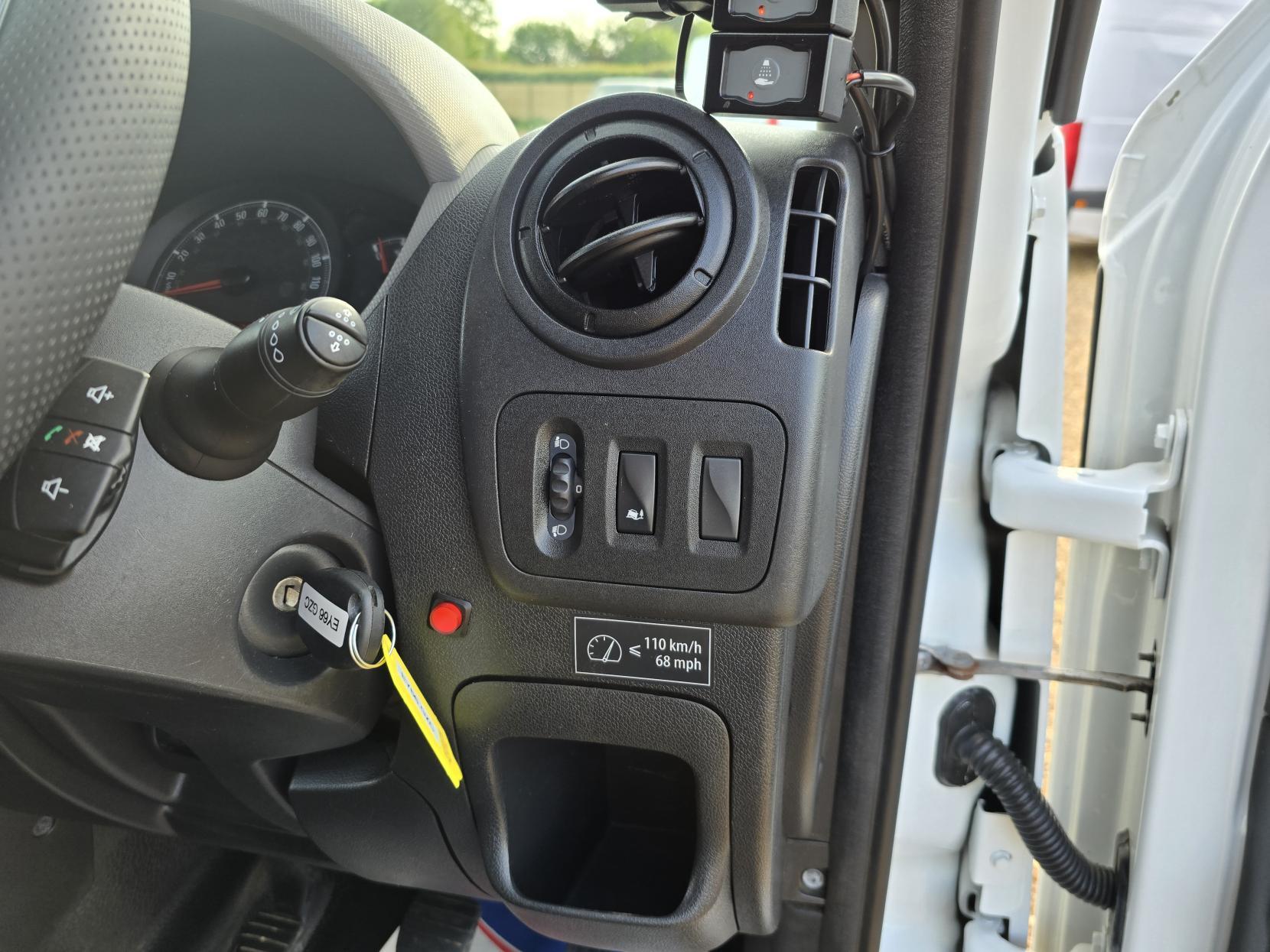 Vauxhall Movano 2.3 CDTi 3500 Panel Van 5dr Diesel Manual FWD L2 H2 Euro 6 (130 ps)