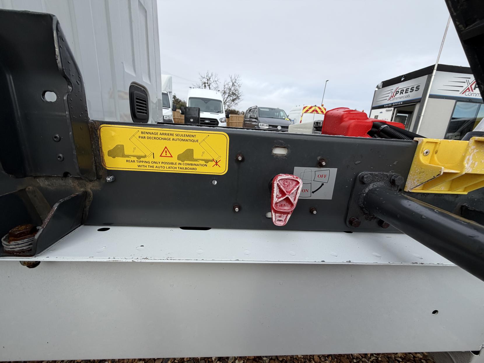 Vauxhall Movano 2.3 CDTi 3500 Dropside Tipper Double Cab 4dr Diesel Manual FWD L3 Euro 5 (125 ps)