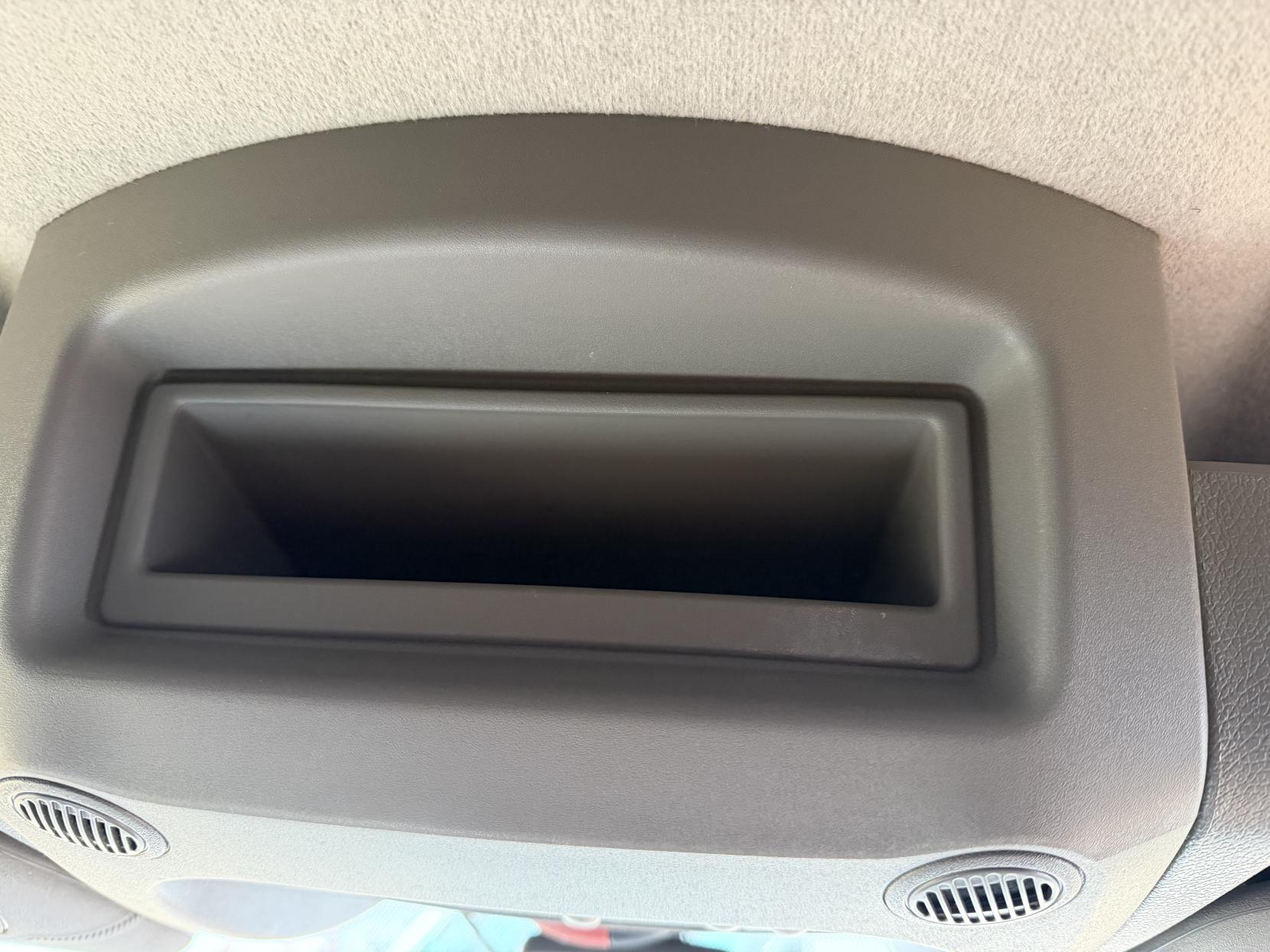 Vauxhall Movano 2.3 CDTi 3500 Dropside Tipper Double Cab 4dr Diesel Manual FWD L3 Euro 5 (125 ps)