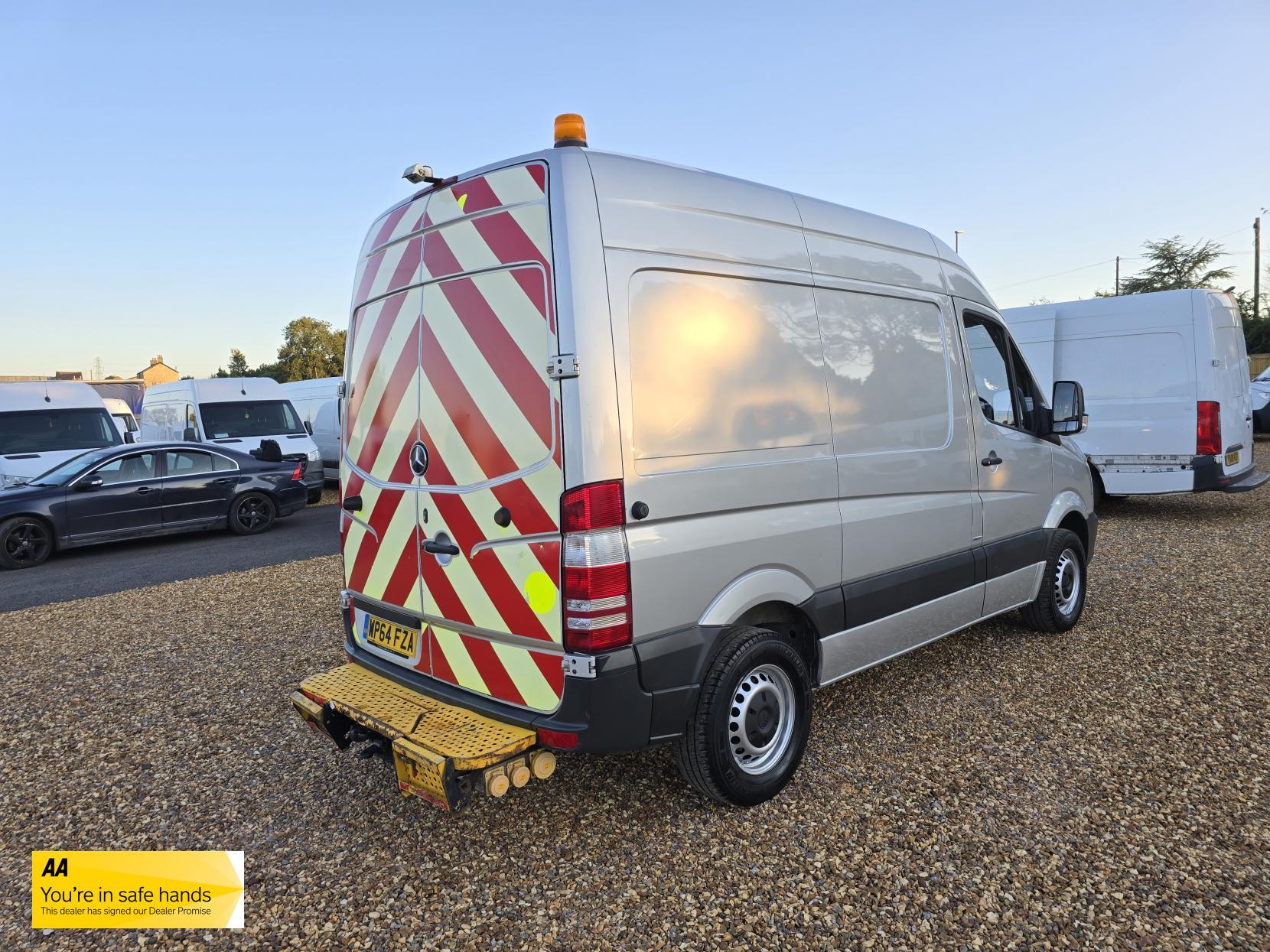 Mercedes-Benz Sprinter 2.1 313 CDi Panel Van 4dr Diesel Manual RWD L1 H3 (222 g/km, 129 bhp)