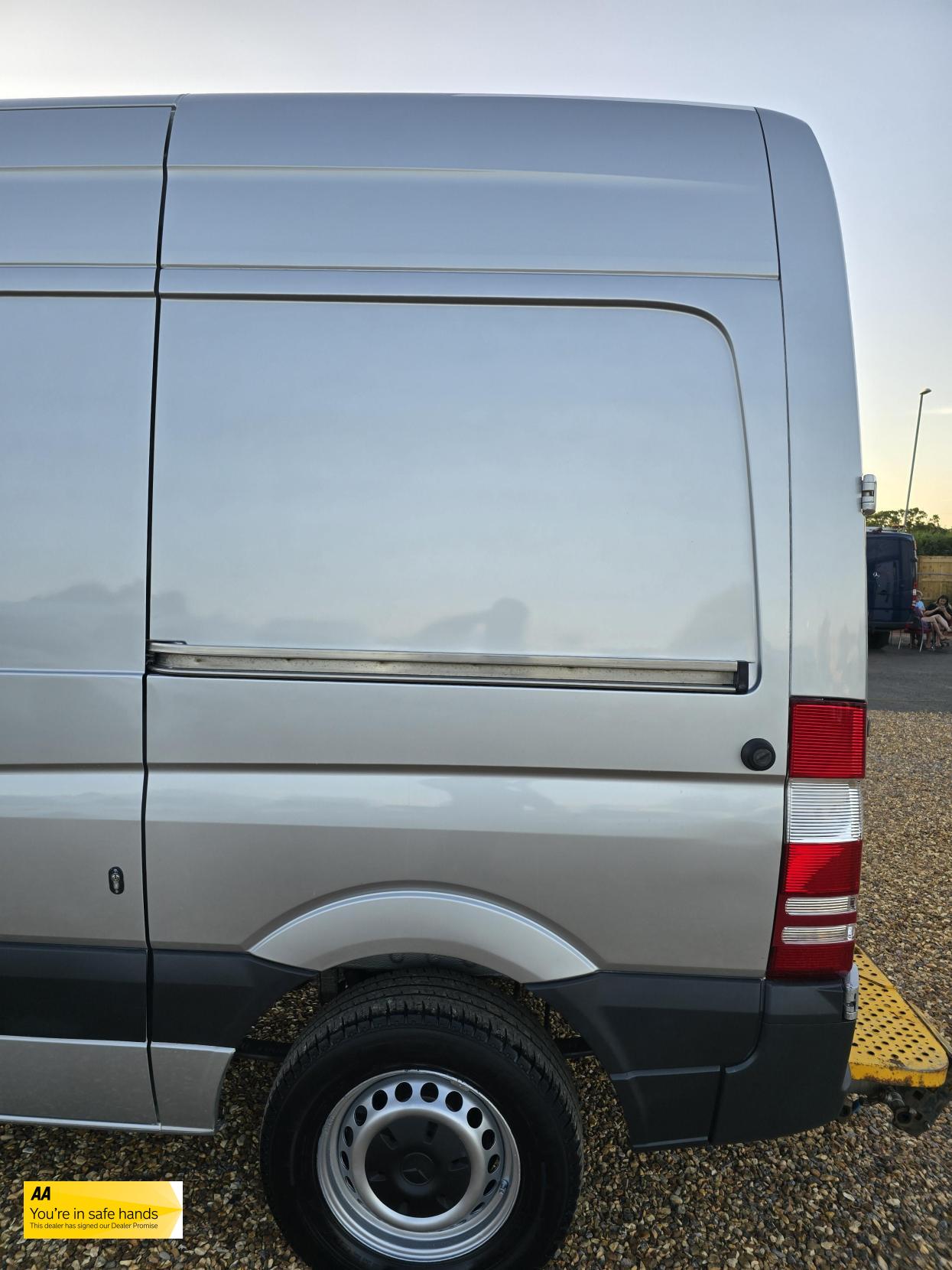 Mercedes-Benz Sprinter 2.1 313 CDi Panel Van 4dr Diesel Manual RWD L1 H3 (222 g/km, 129 bhp)