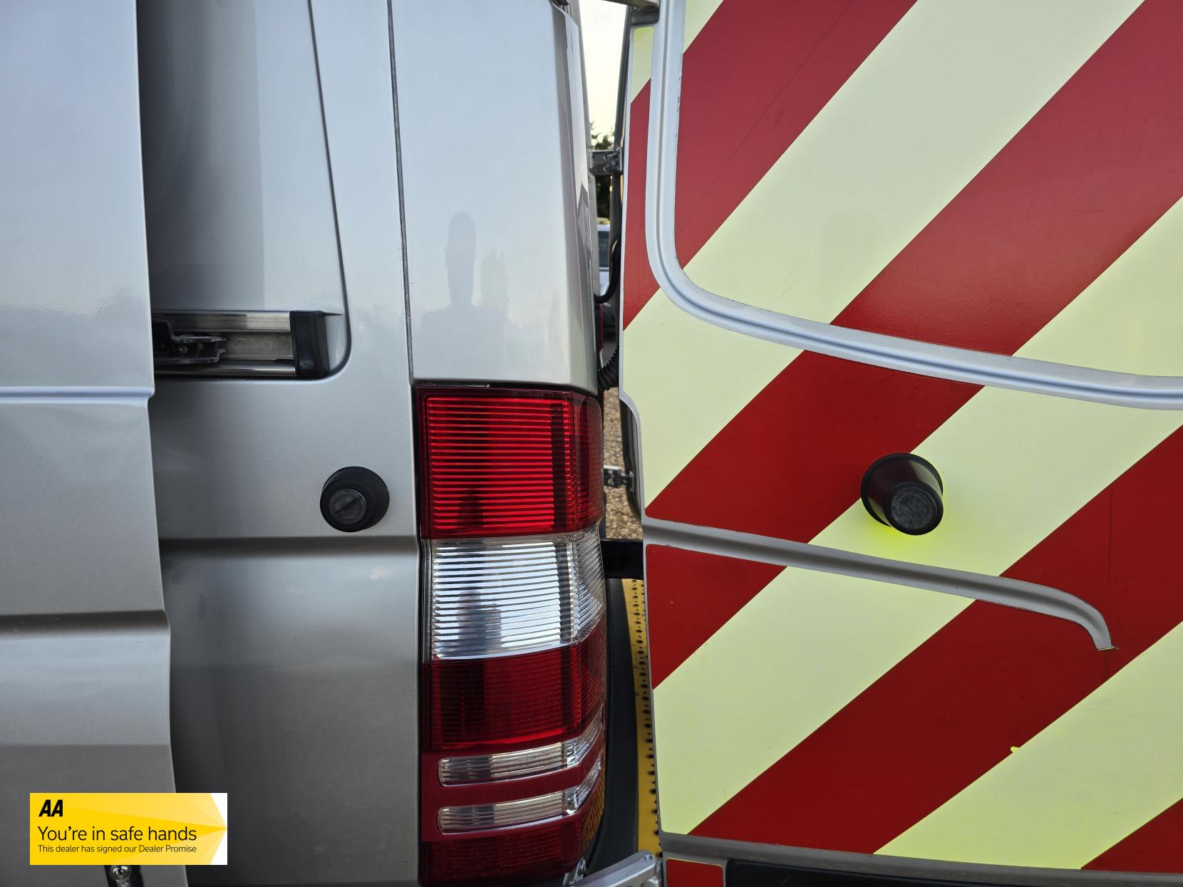 Mercedes-Benz Sprinter 2.1 313 CDi Panel Van 4dr Diesel Manual RWD L1 H3 (222 g/km, 129 bhp)