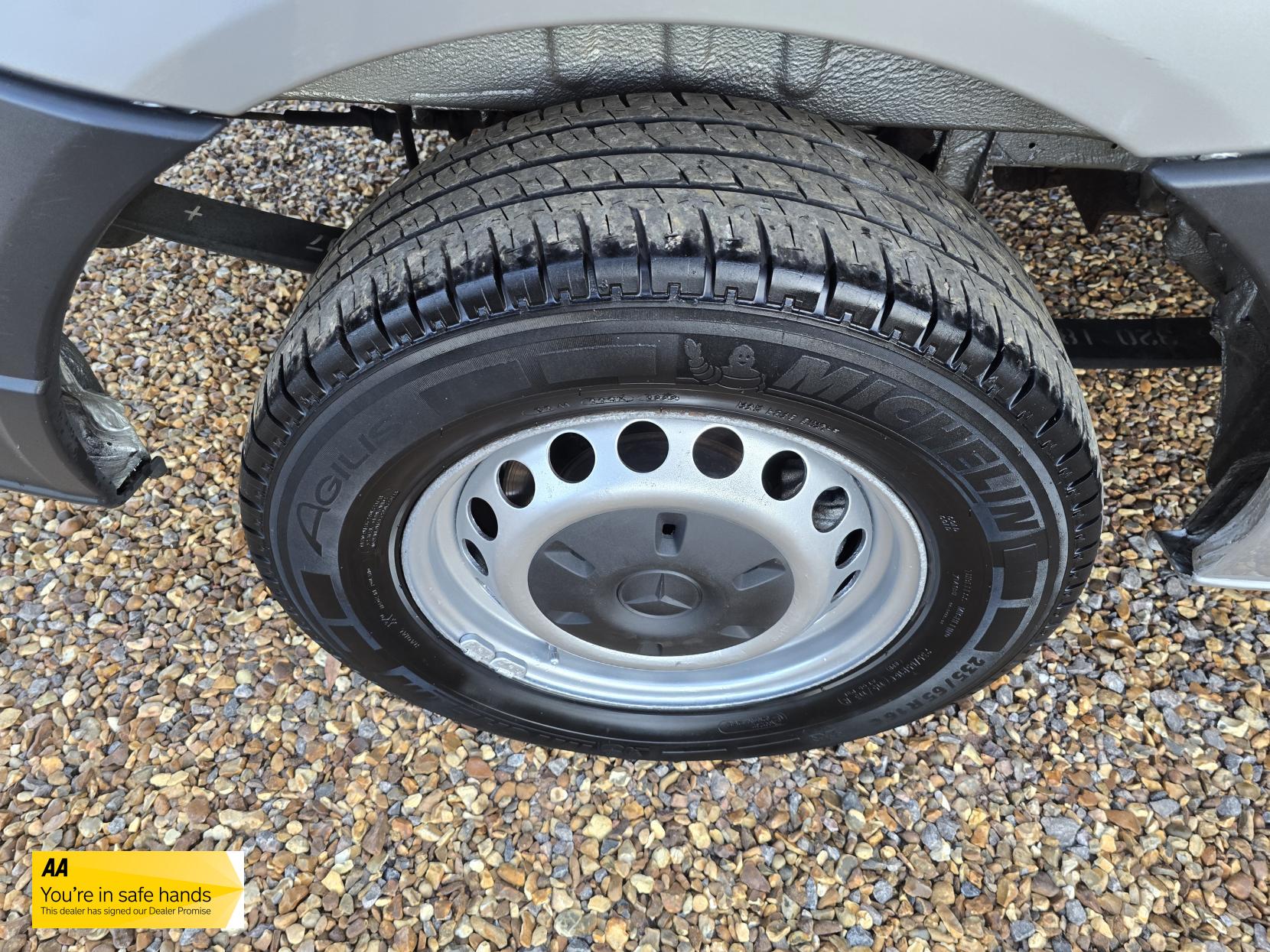 Mercedes-Benz Sprinter 2.1 313 CDi Panel Van 4dr Diesel Manual RWD L1 H3 (222 g/km, 129 bhp)