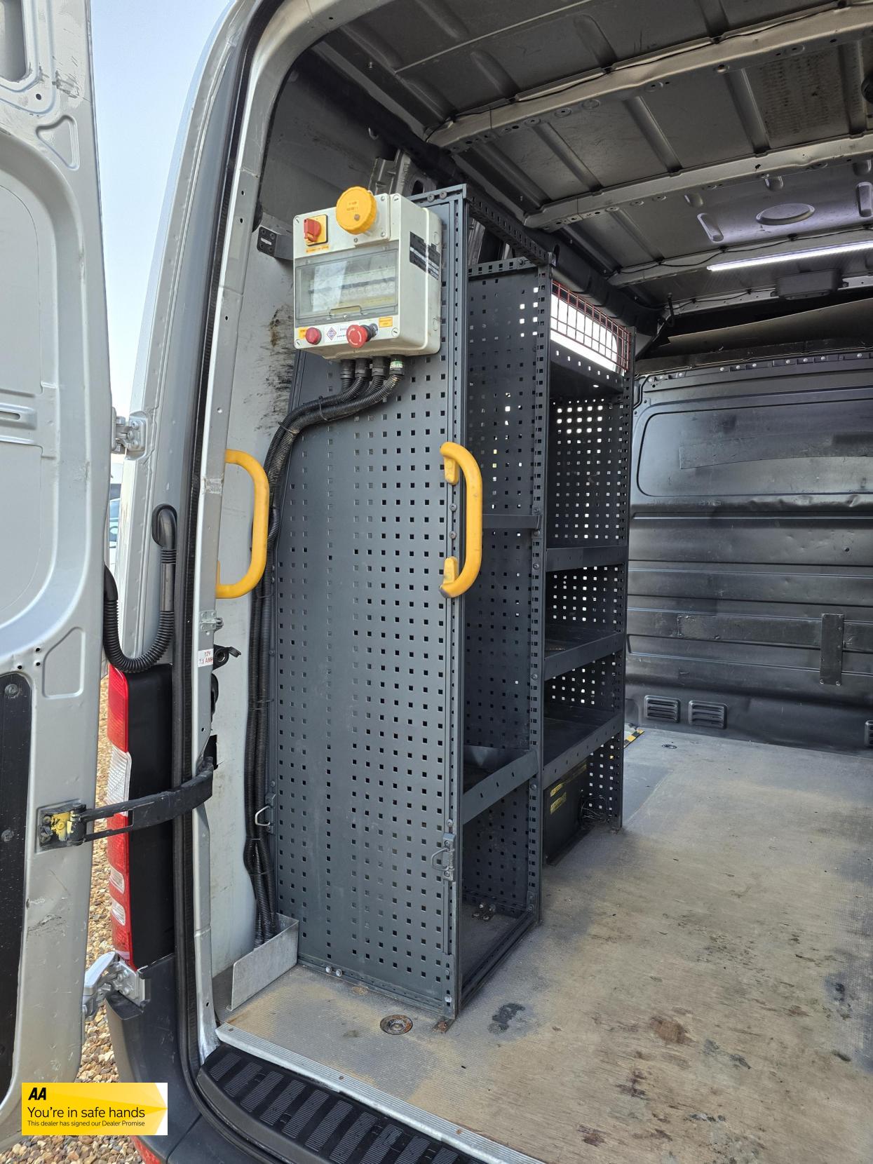 Mercedes-Benz Sprinter 2.1 313 CDi Panel Van 4dr Diesel Manual RWD L1 H3 (222 g/km, 129 bhp)
