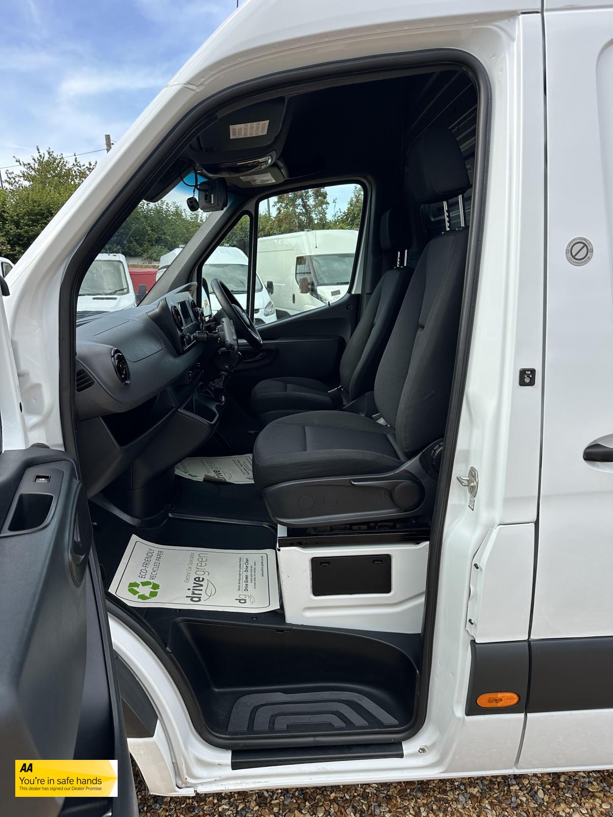 Mercedes-Benz Sprinter 2.1 311 CDI Panel Van 5dr Diesel Manual RWD L3 H2 Euro 6 (114 ps)