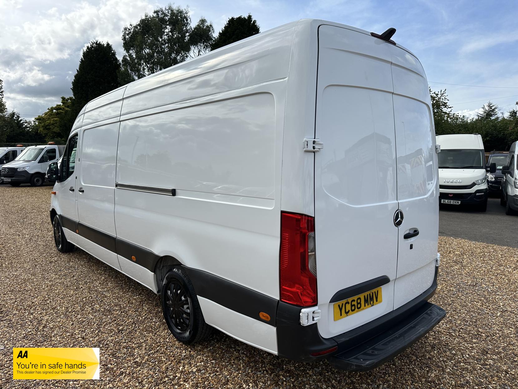 Mercedes-Benz Sprinter 2.1 311 CDI Panel Van 5dr Diesel Manual RWD L3 H2 Euro 6 (114 ps)