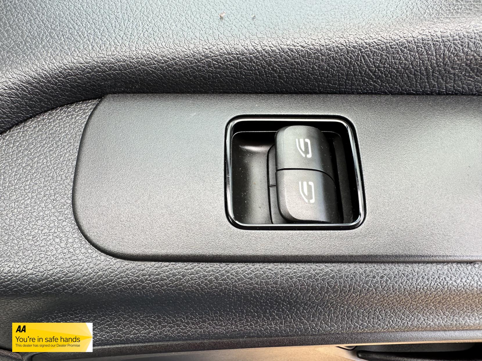 Mercedes-Benz Sprinter 2.1 311 CDI Panel Van 5dr Diesel Manual RWD L3 H2 Euro 6 (114 ps)