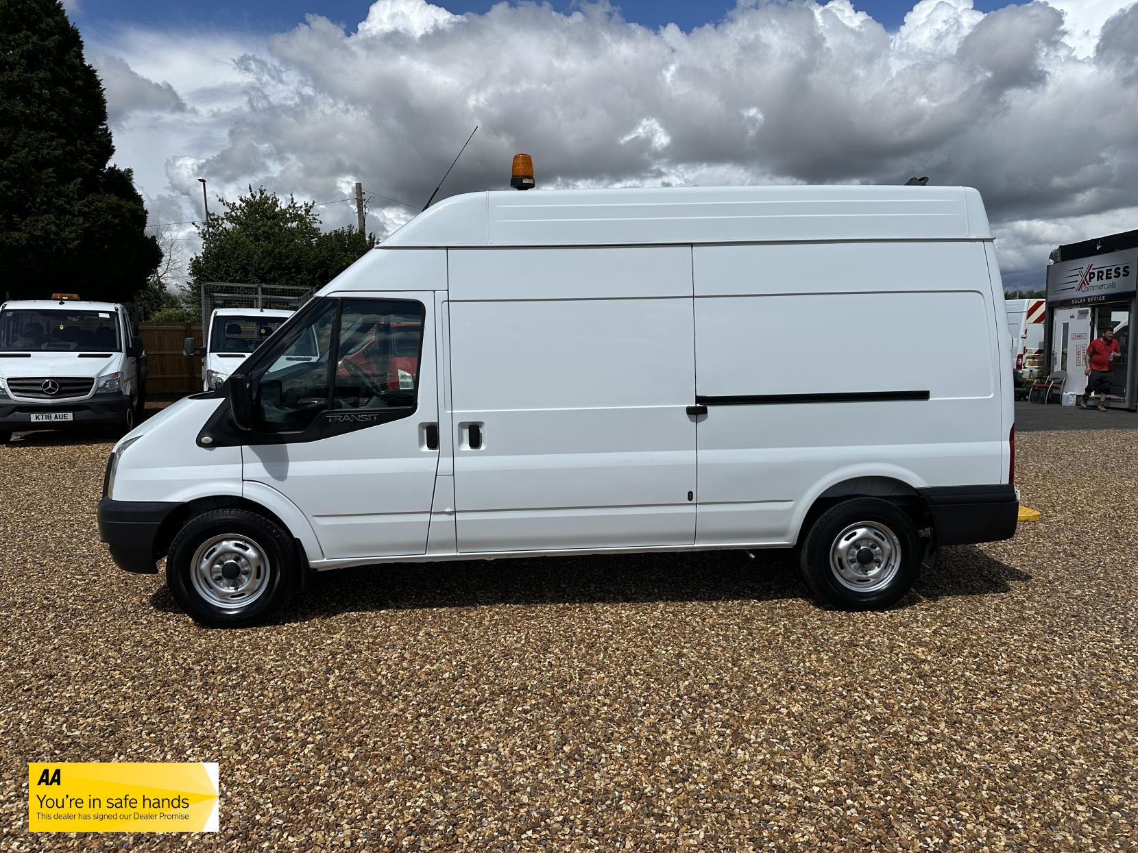 Ford Transit 2.2 TDCi 350 Panel Van 3dr Diesel Manual RWD L3 H3 (224 g/km, 98 bhp)
