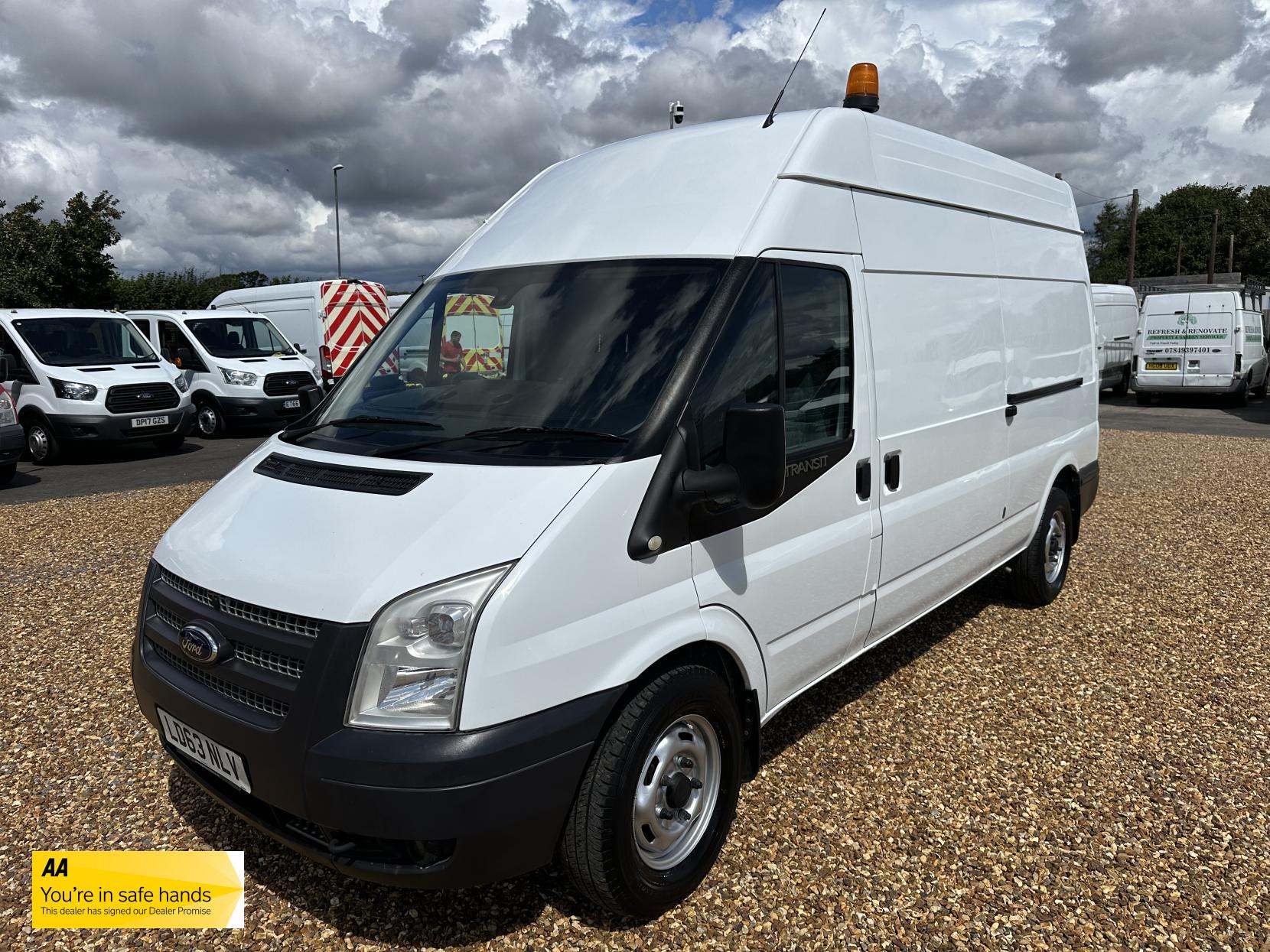 Ford Transit 2.2 TDCi 350 Panel Van 3dr Diesel Manual RWD L3 H3 (224 g/km, 98 bhp)