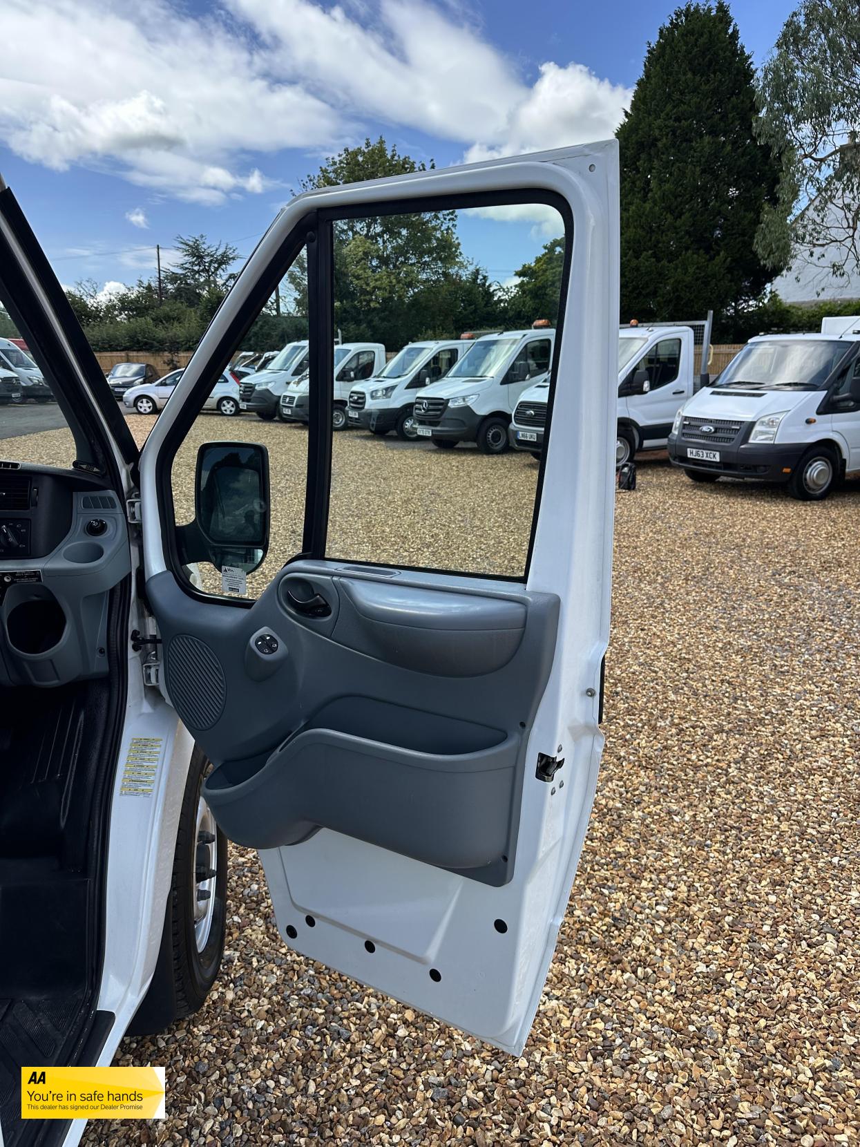 Ford Transit 2.2 TDCi 350 Panel Van 3dr Diesel Manual RWD L3 H3 (224 g/km, 98 bhp)