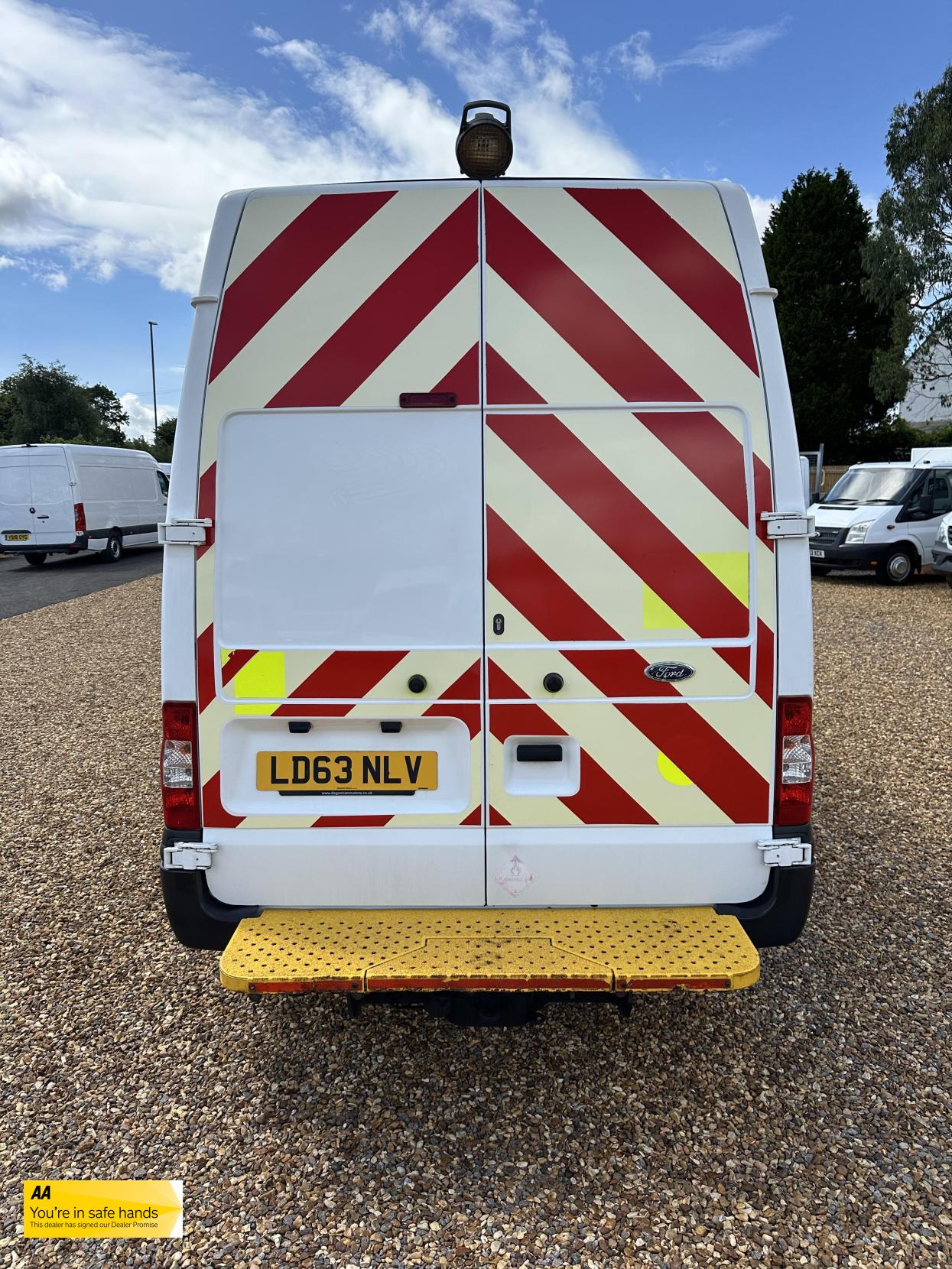 Ford Transit 2.2 TDCi 350 Panel Van 3dr Diesel Manual RWD L3 H3 (224 g/km, 98 bhp)