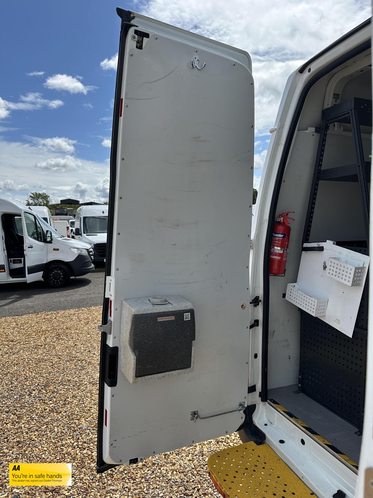 Ford Transit 2.2 TDCi 350 Panel Van 3dr Diesel Manual RWD L3 H3 (224 g/km, 98 bhp)