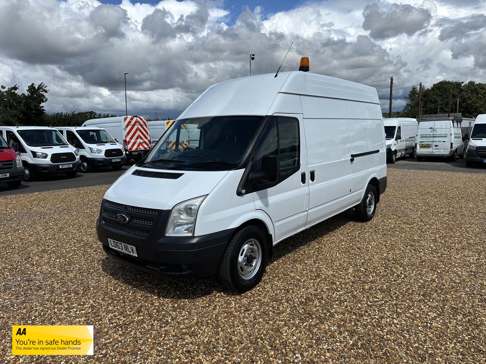 Ford Transit 2.2 TDCi 350 Panel Van 3dr Diesel Manual RWD L3 H3 (224 g/km, 98 bhp)