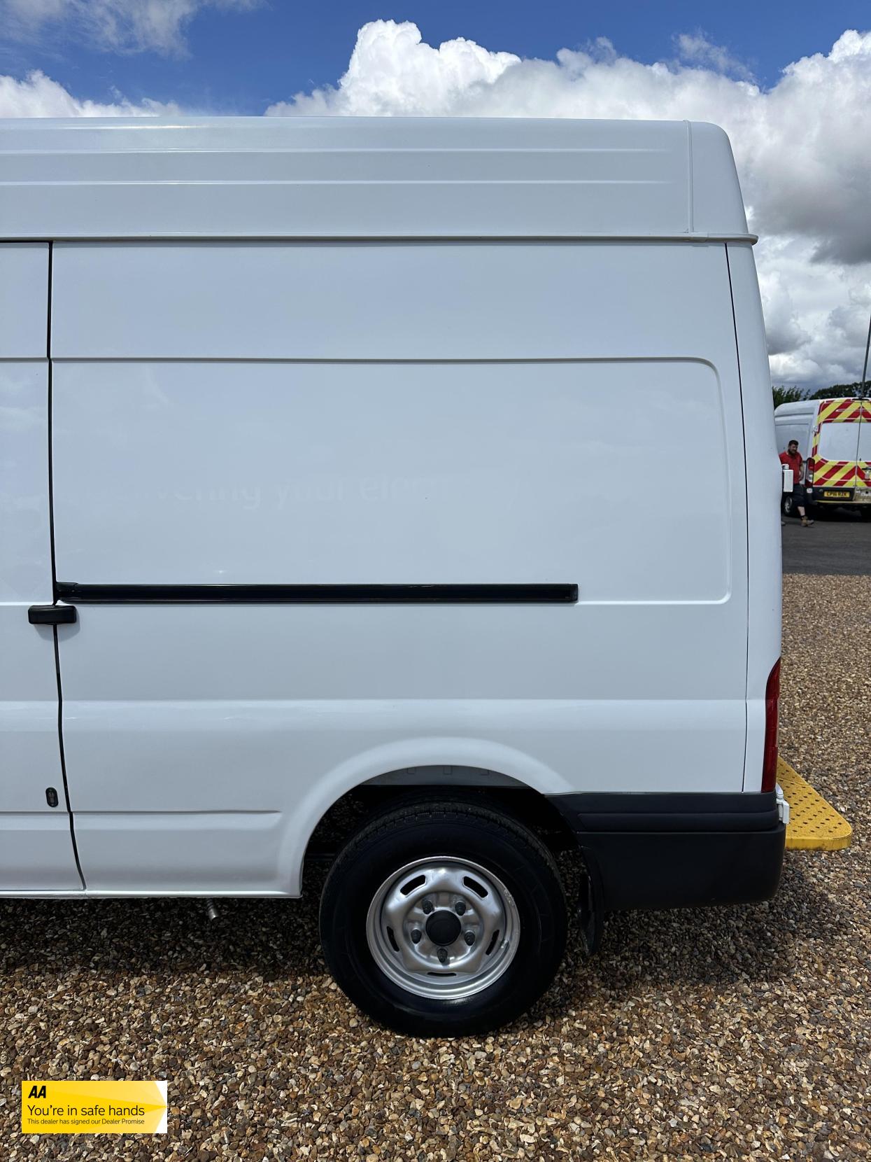 Ford Transit 2.2 TDCi 350 Panel Van 3dr Diesel Manual RWD L3 H3 (224 g/km, 98 bhp)