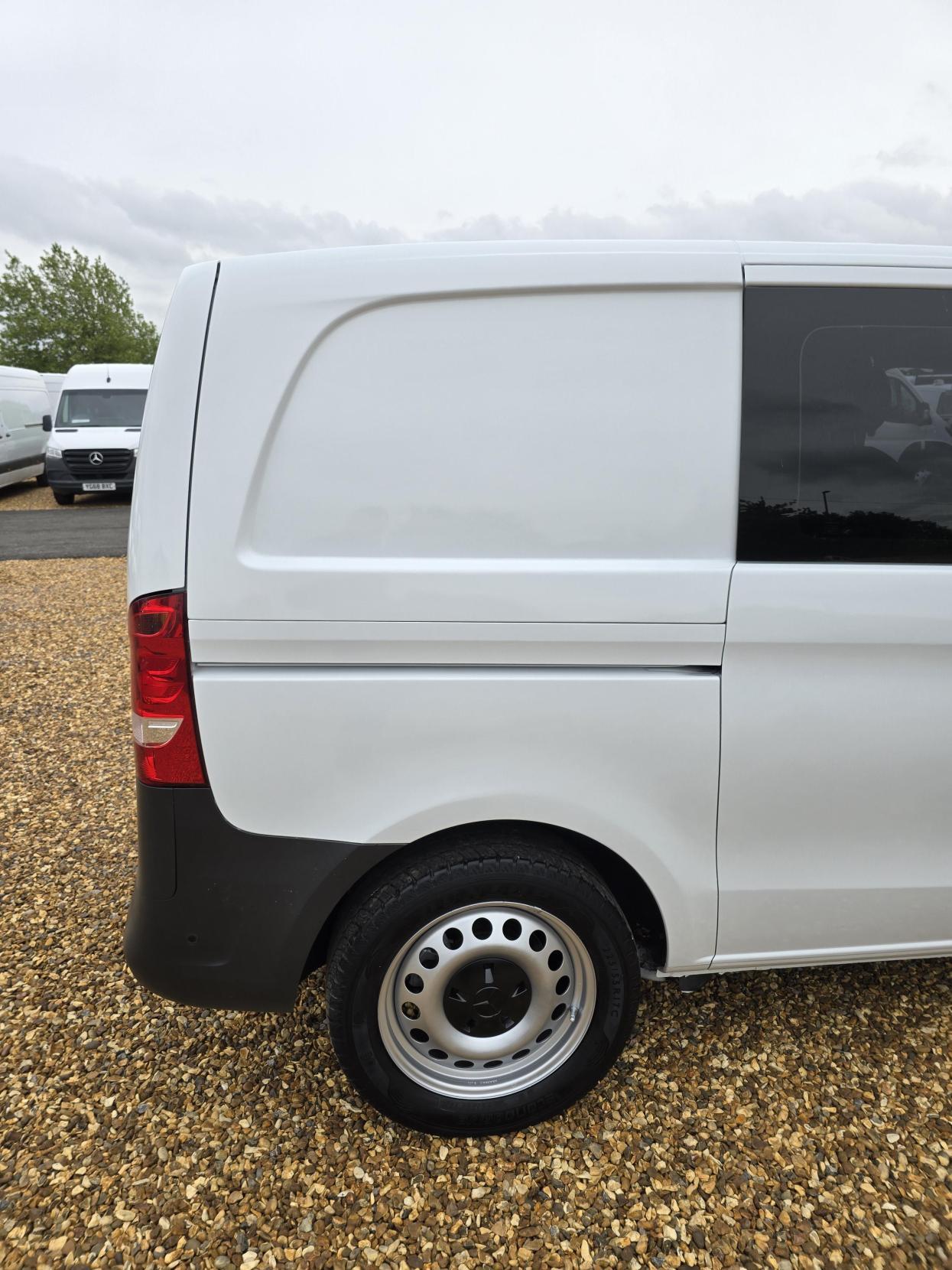 Mercedes-Benz Vito 2.1 116 CDI BlueTEC Panel Van 5dr Diesel G-Tronic+ RWD L1 Euro 6 (s/s) (163 ps)