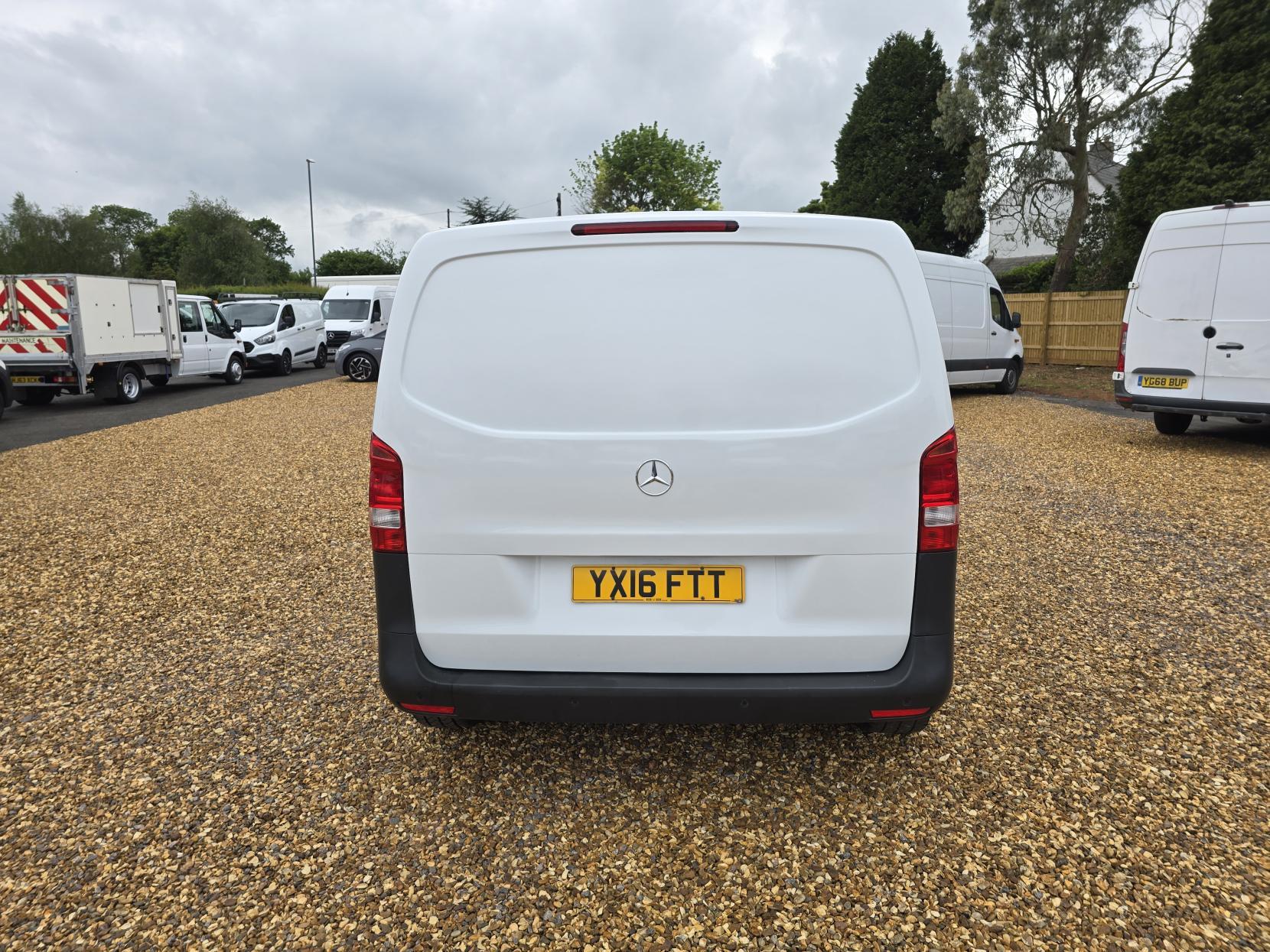 Mercedes-Benz Vito 2.1 116 CDI BlueTEC Panel Van 5dr Diesel G-Tronic+ RWD L1 Euro 6 (s/s) (163 ps)